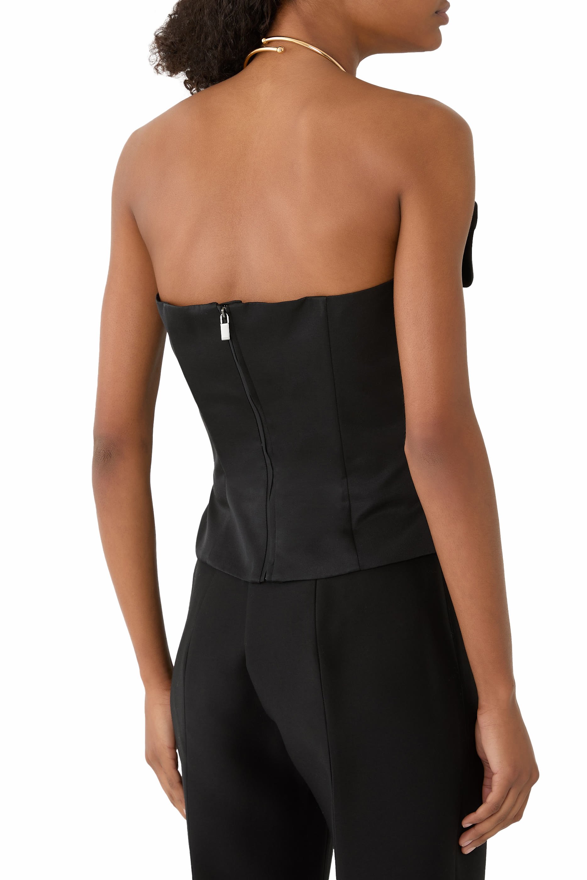 بلوزة بنمط مشد صوف وحرير