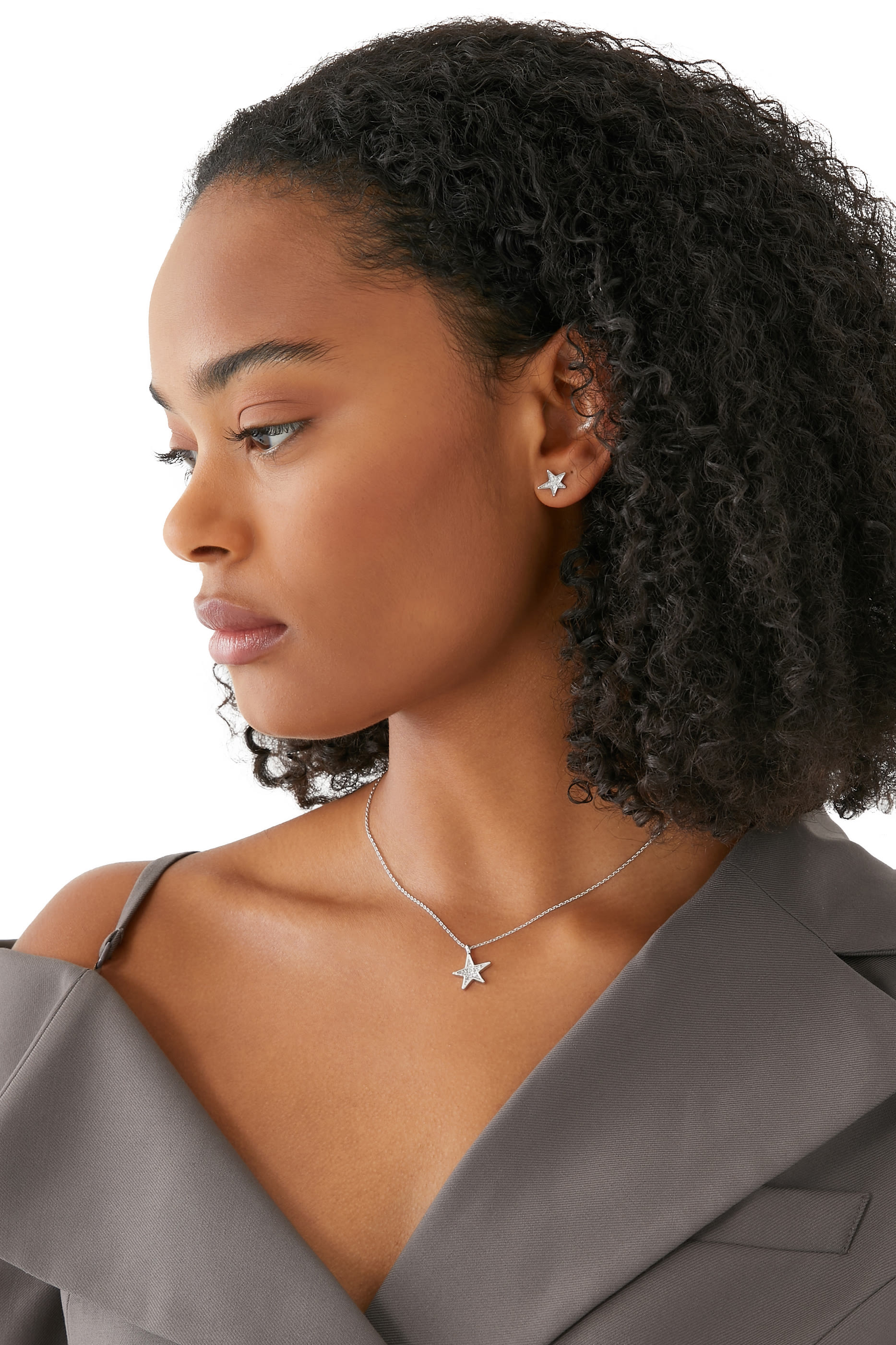 أقراط يو آر استار