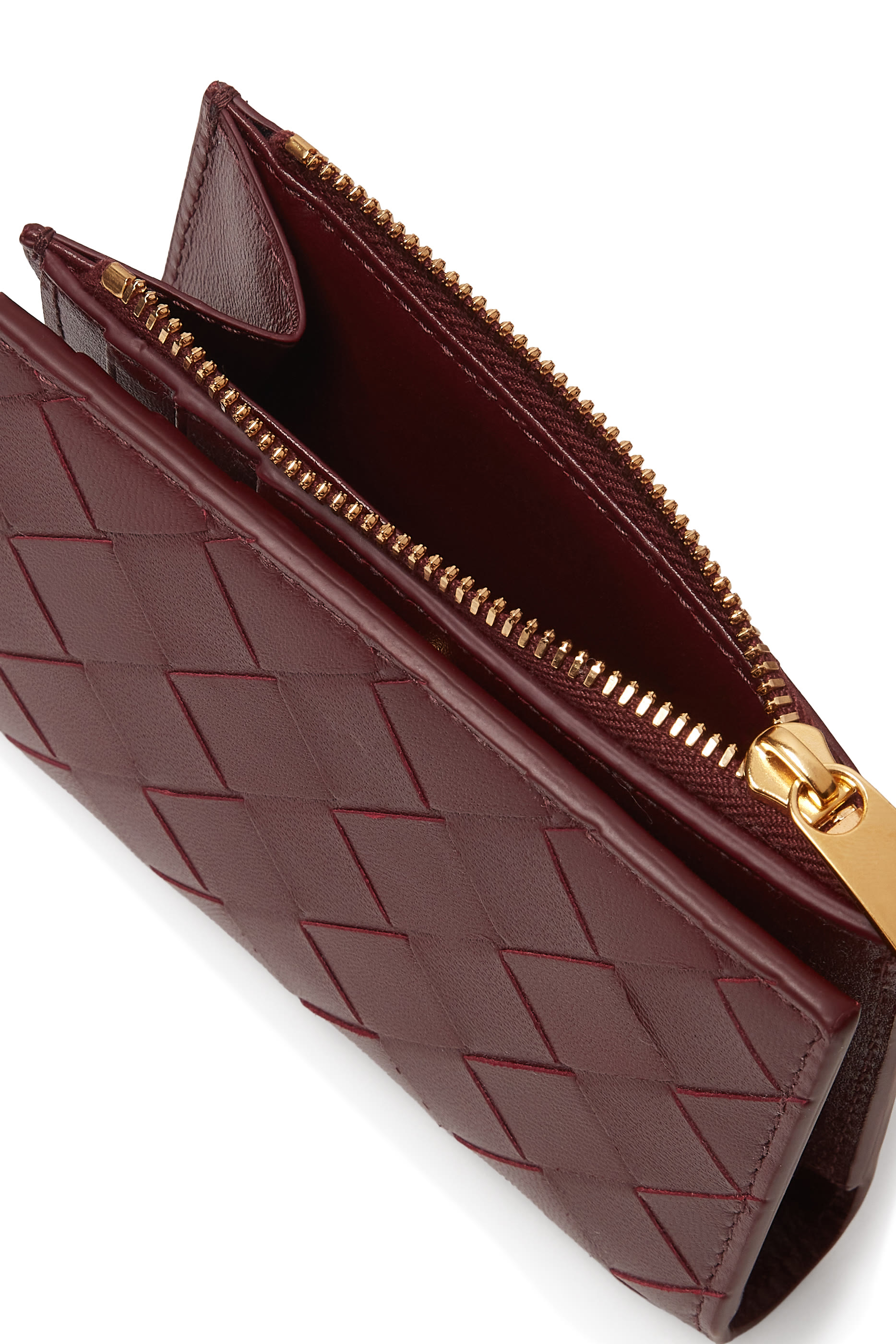 محفظة ثنائية الطي بالتصميم المجدول