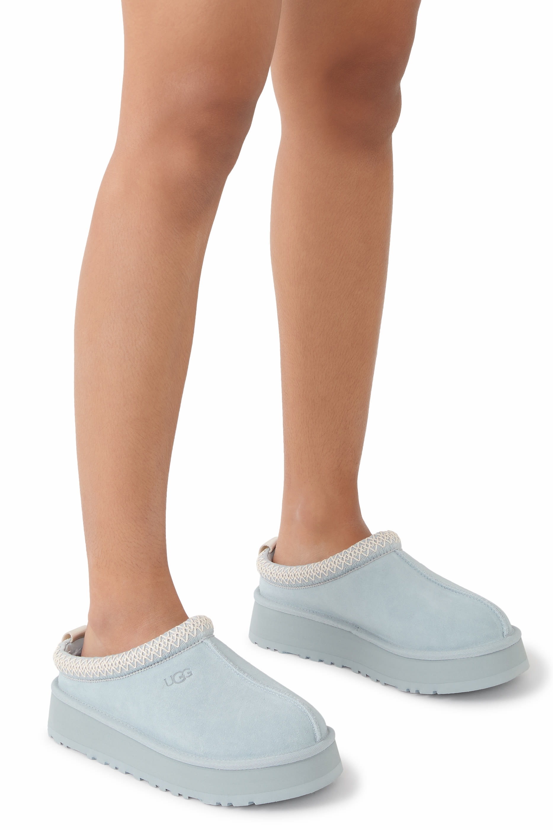 حذاء مفتوح تاز