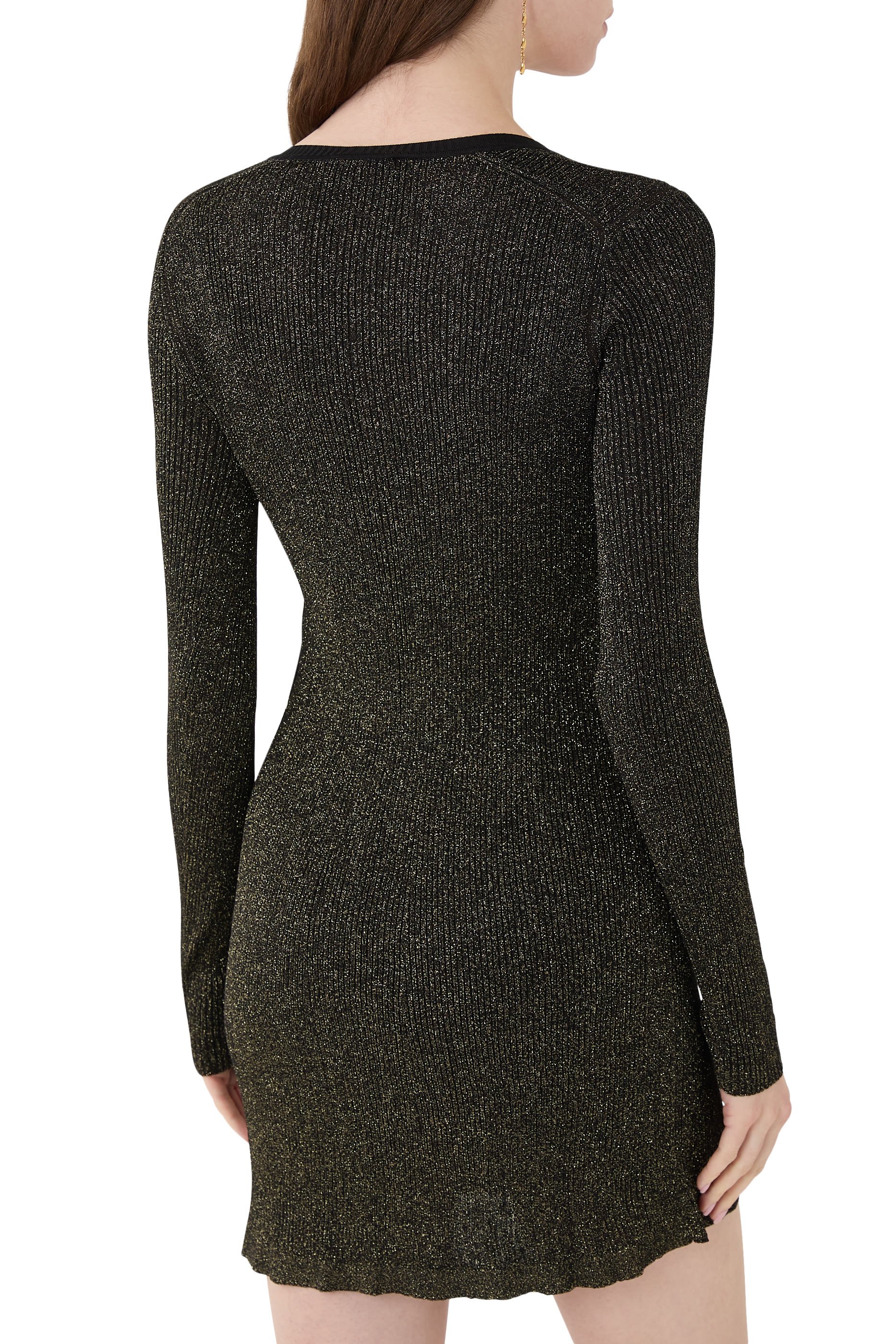 فستان قصير بقصة ضيقة