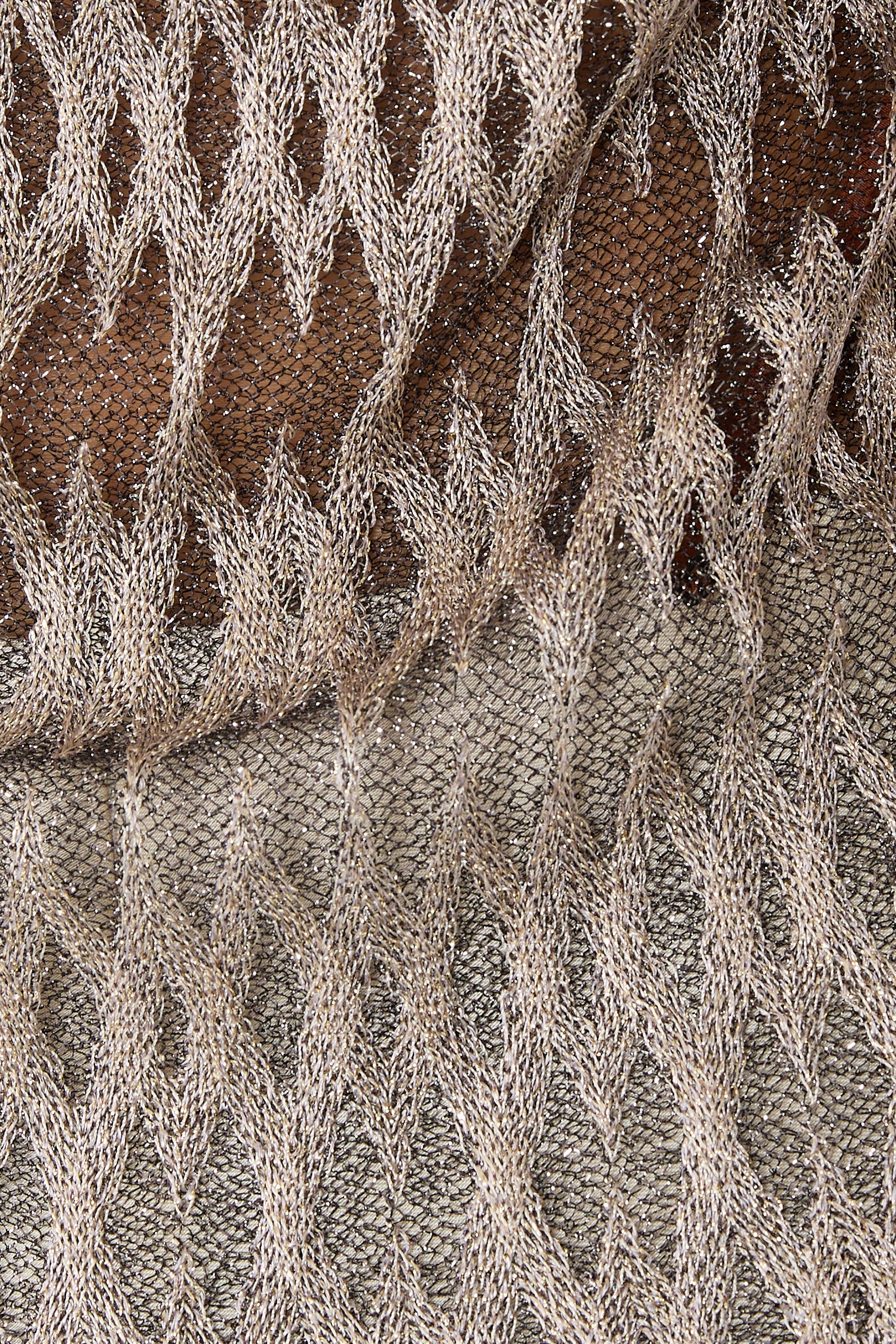 بلوزة بتطريز معينات 3 دي فيسكوز مختلط