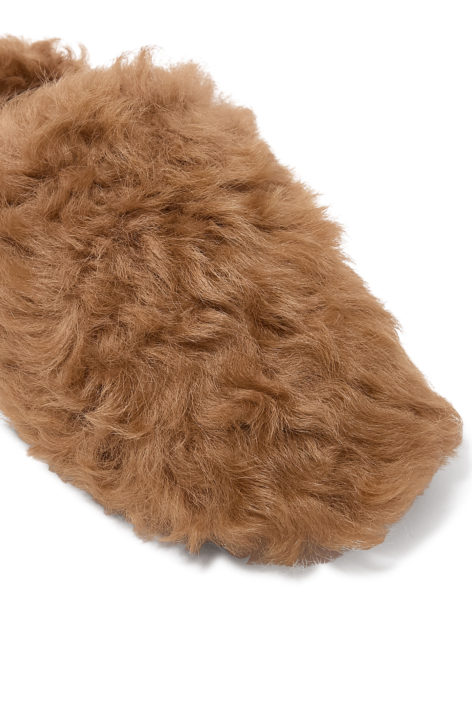 حذاء مفتوح من الخلف بمقدمة مستديرة صوف