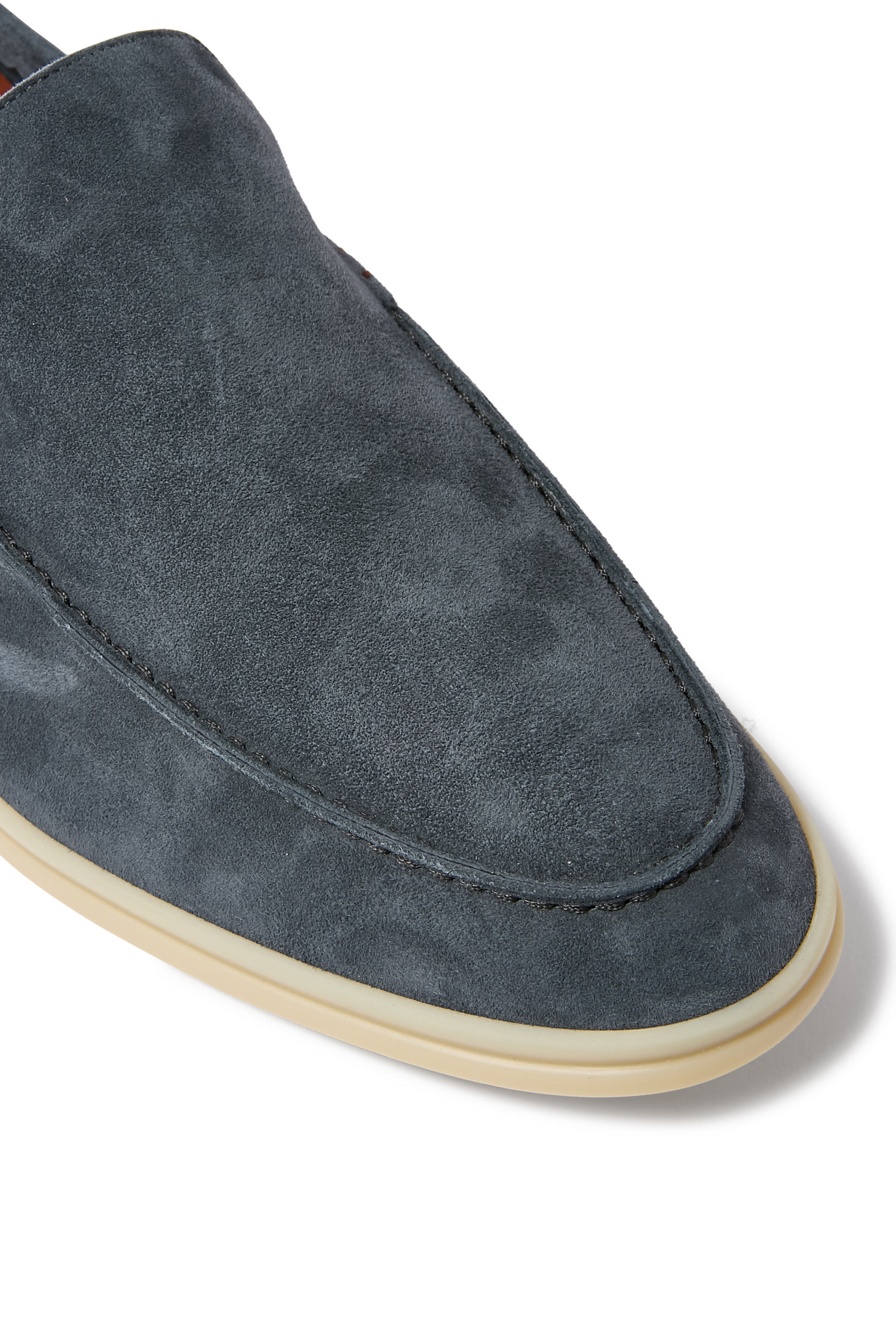 حذاء سهل الارتداء شمواه