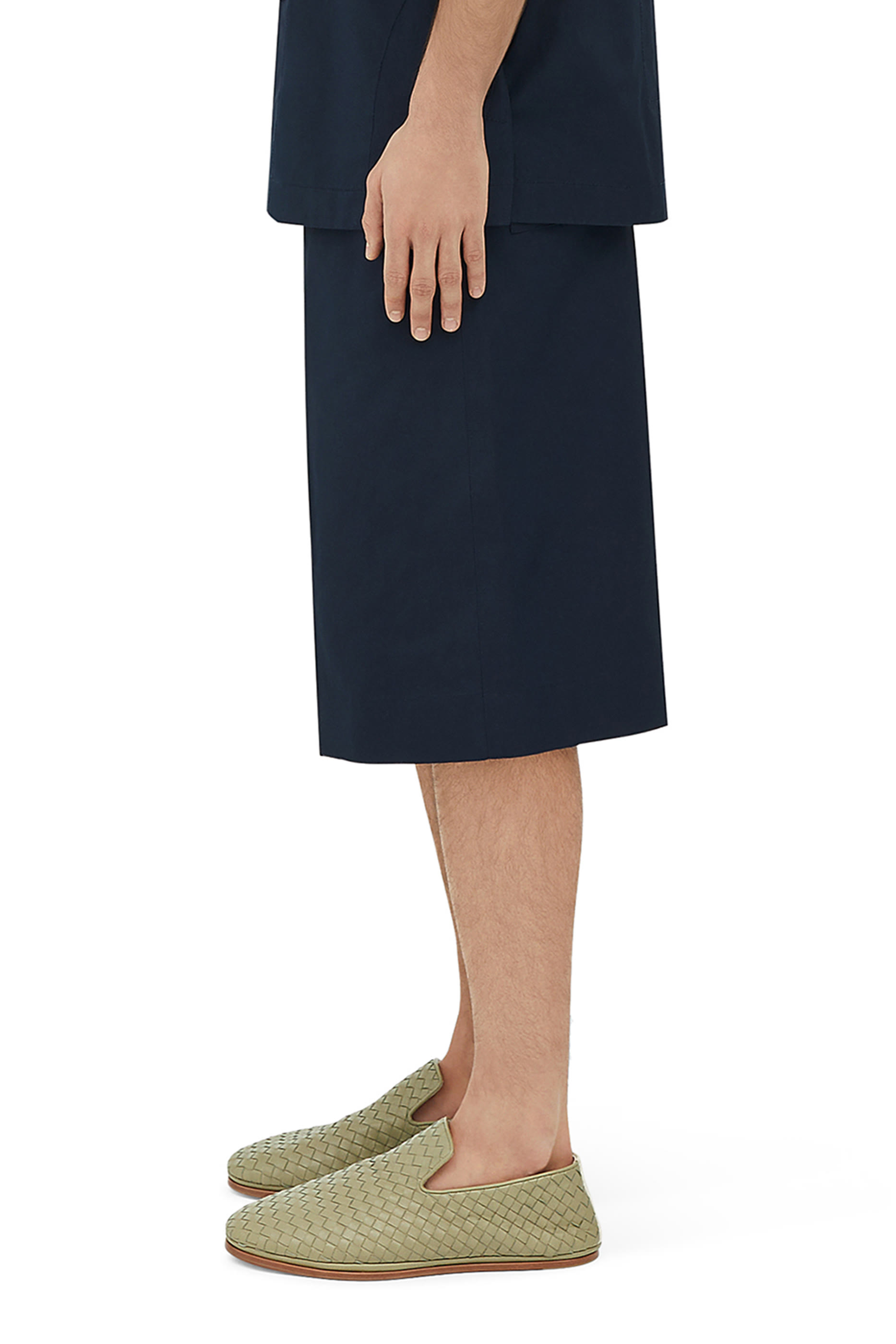 حذاء سنداي مجدول مفتوح من الخلف