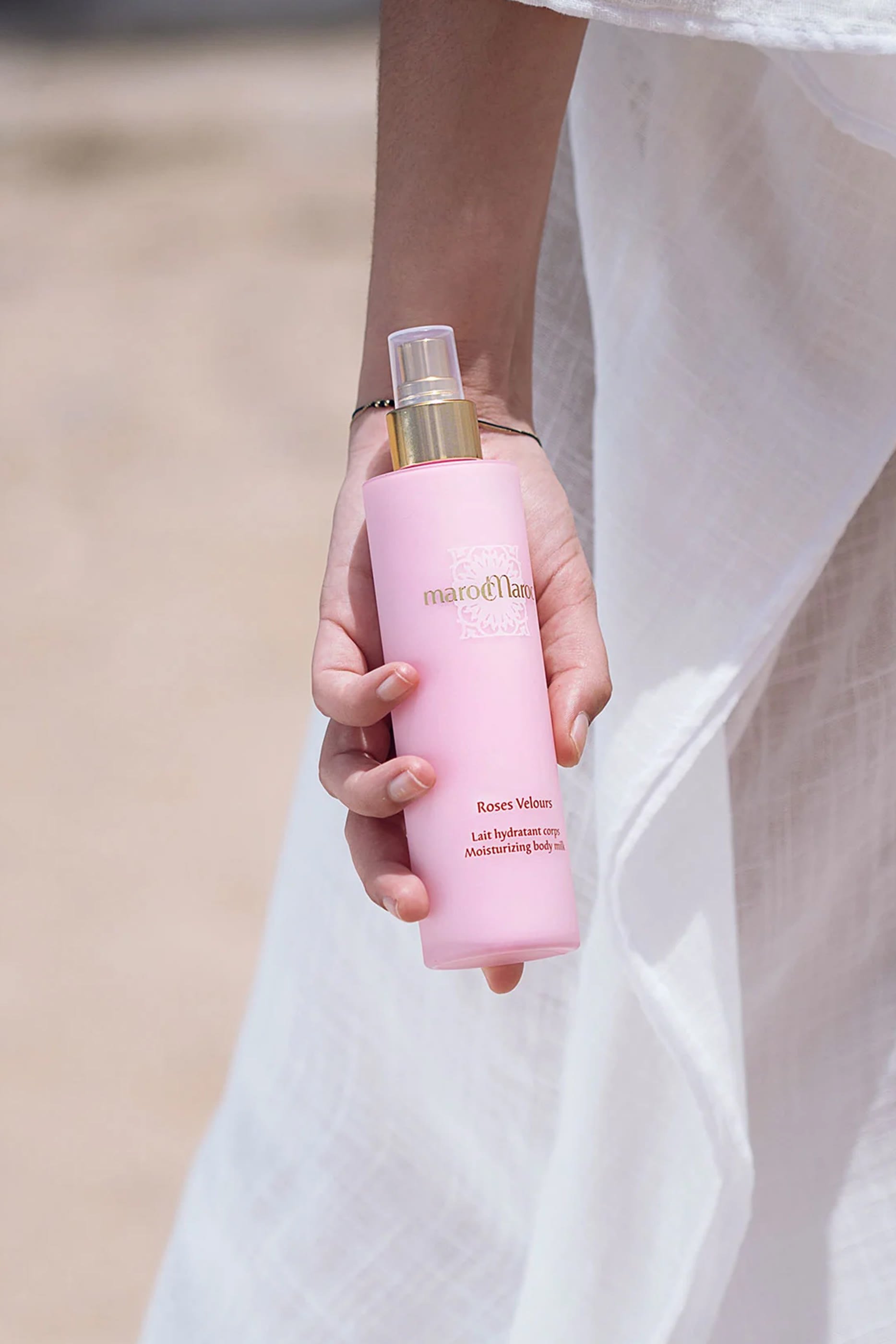 حليب روزيس فيلورز لترطيب الجسم