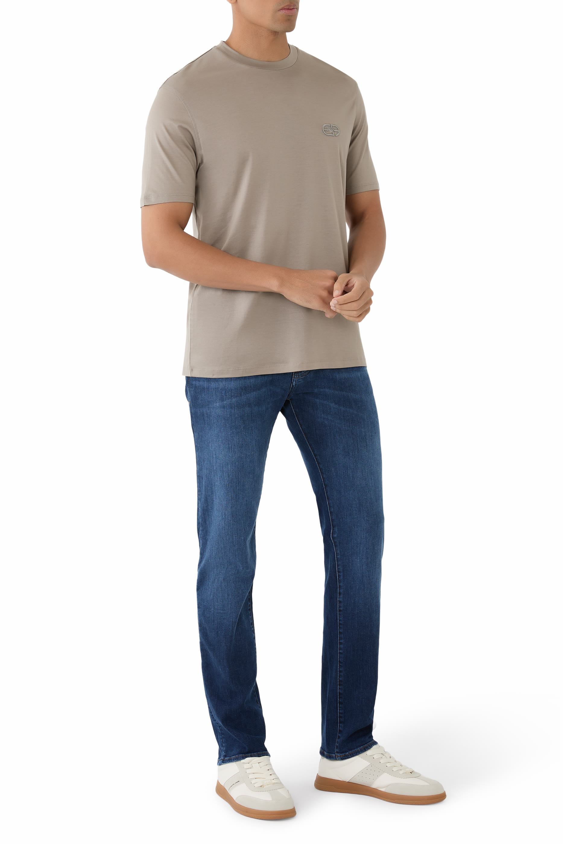 تيشيرت بشعار رأس النسر