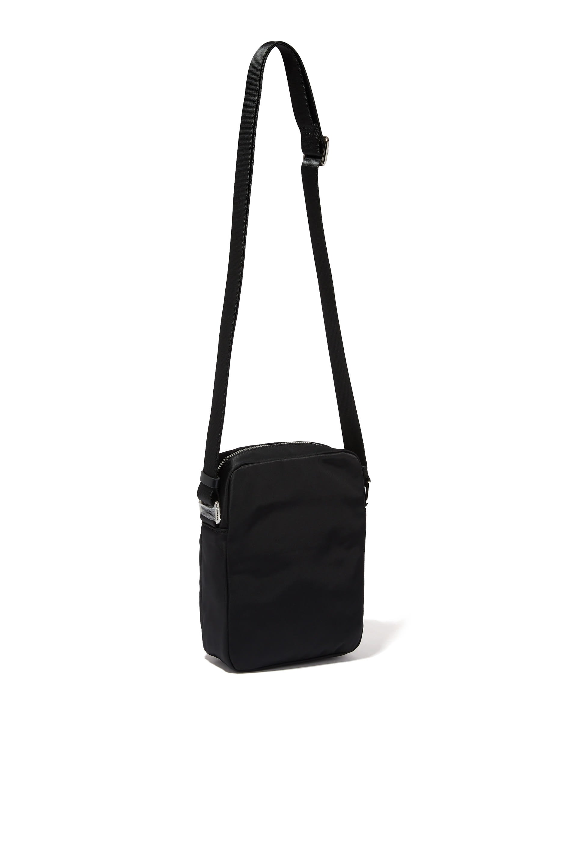 حقيبة كروس بطبعات شعار الماركة أيكون