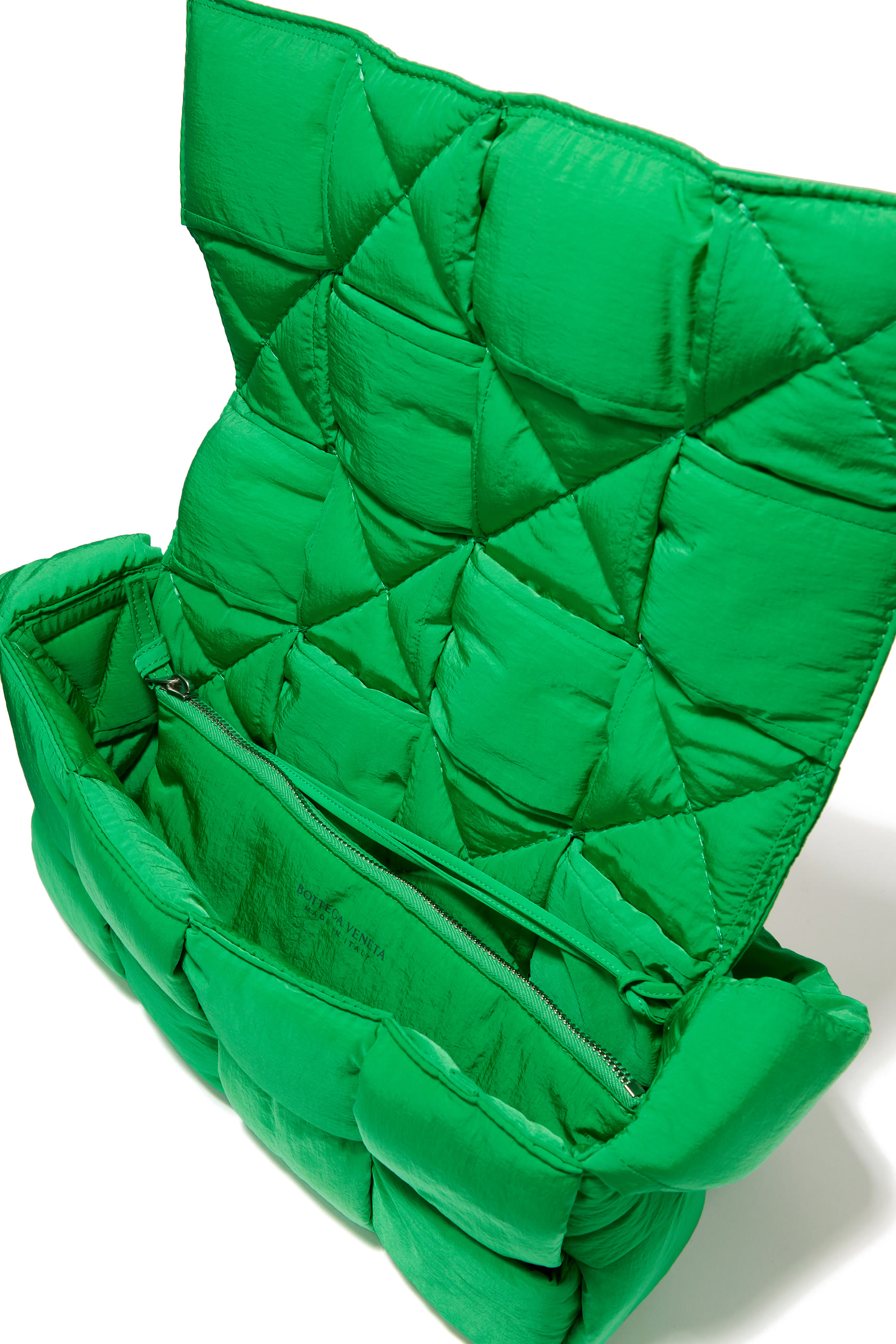 حقيبة كاسيت مبطنة