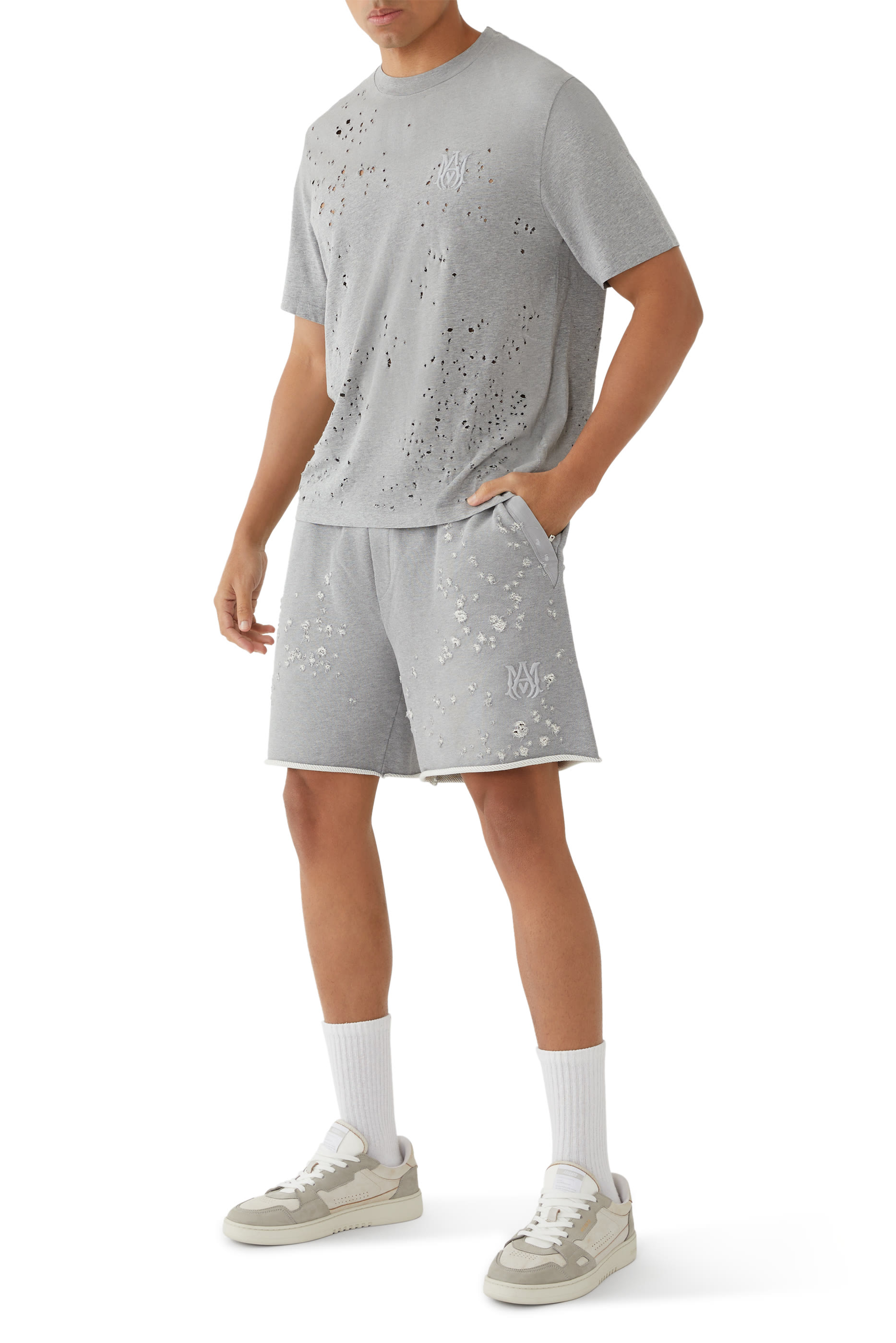 شورت ام ايه شوتجن بتطريزات