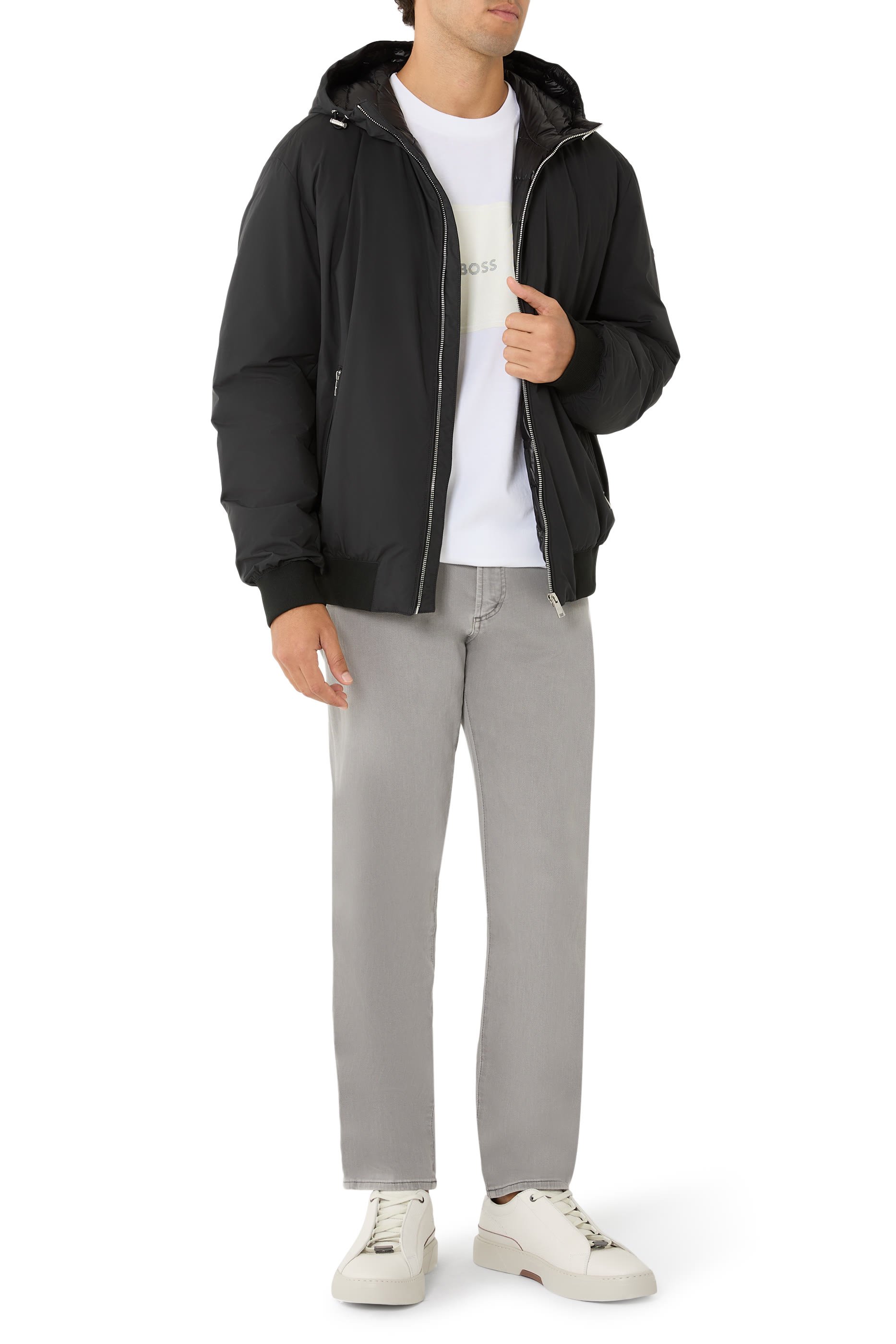 تيشيرت مزين بشعار الماركة قطن