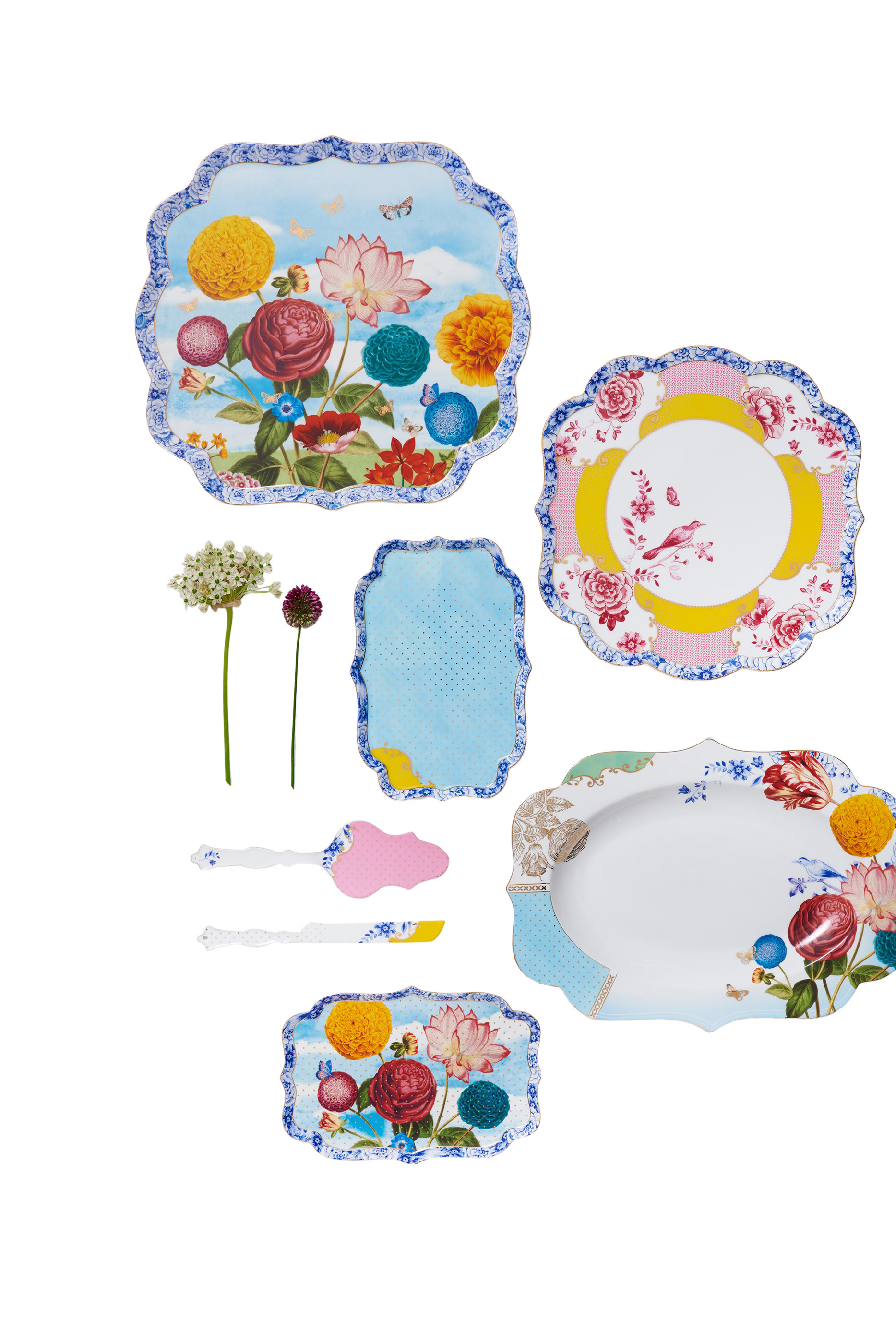 صينية رويال مزينة بزهور