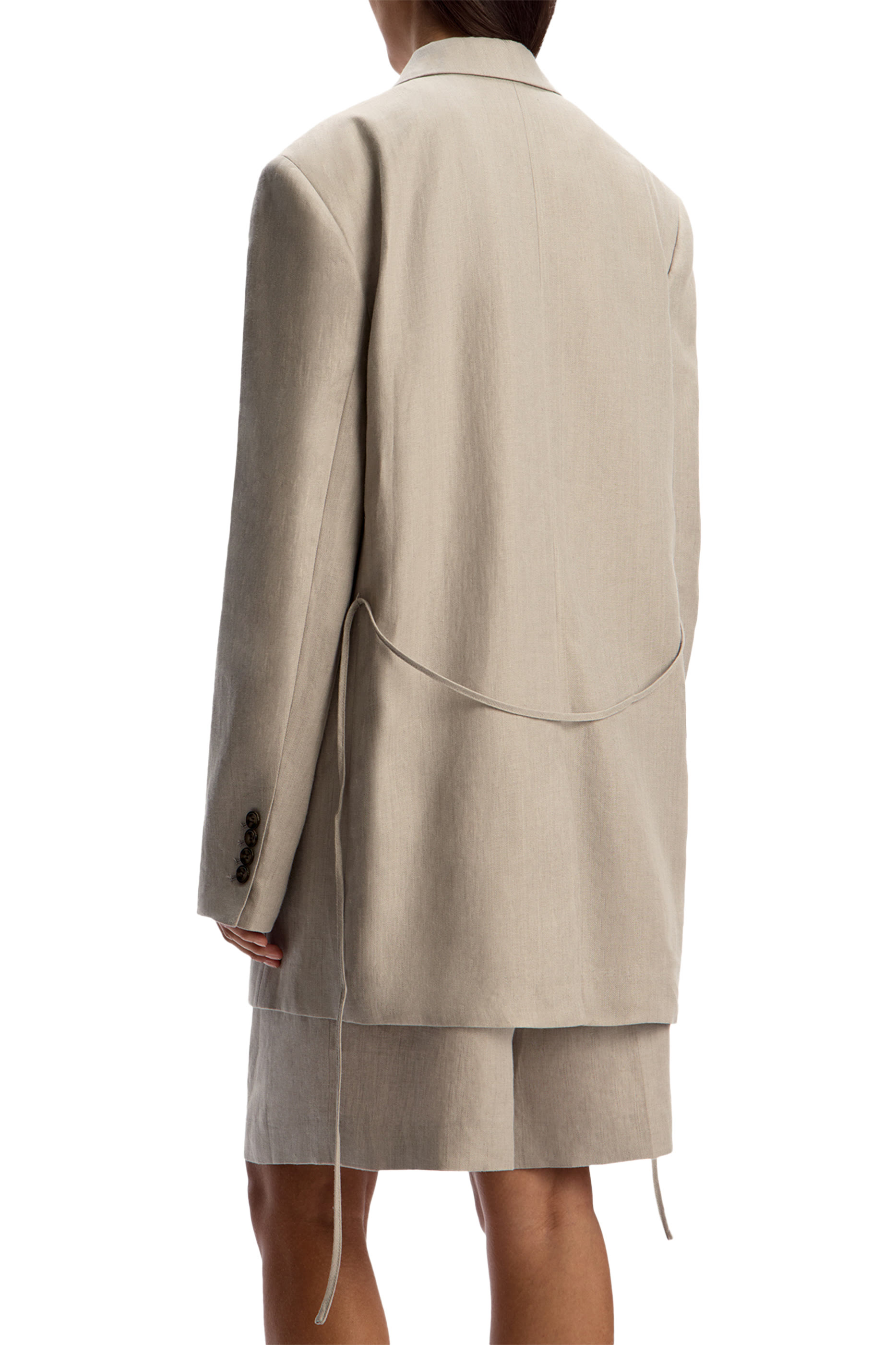 بليزر بقصة مريحة وحزام