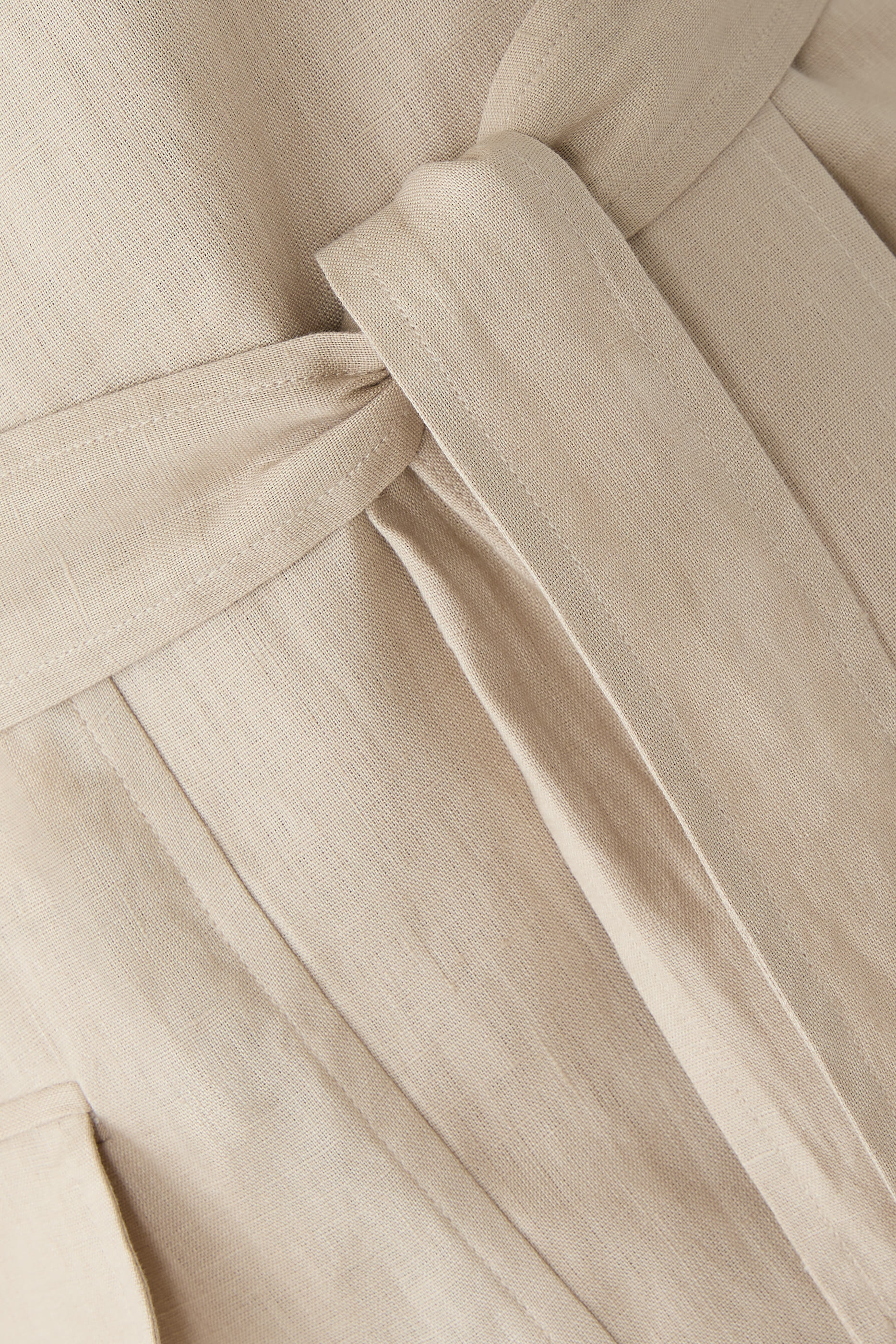 جاكيت بتصميم قميص مقسم بأجزاء كتان نقي