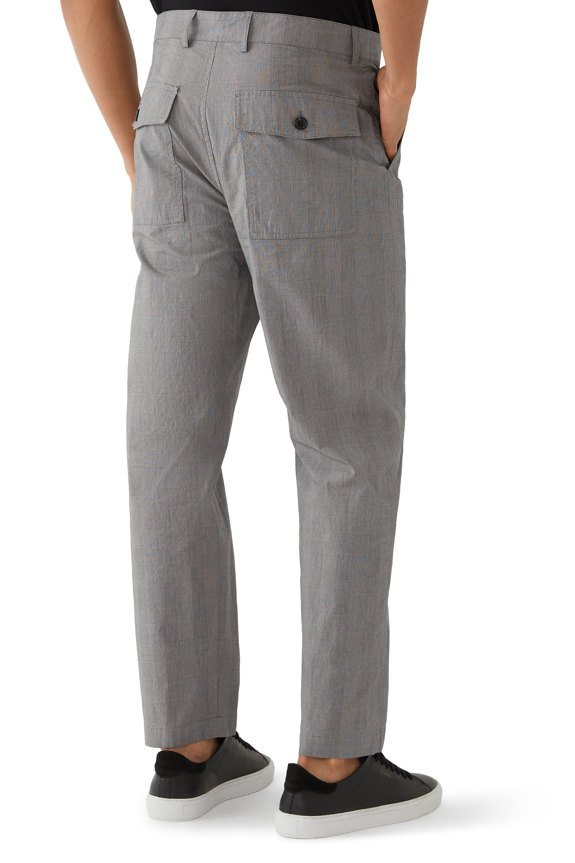 بنطال تشينو