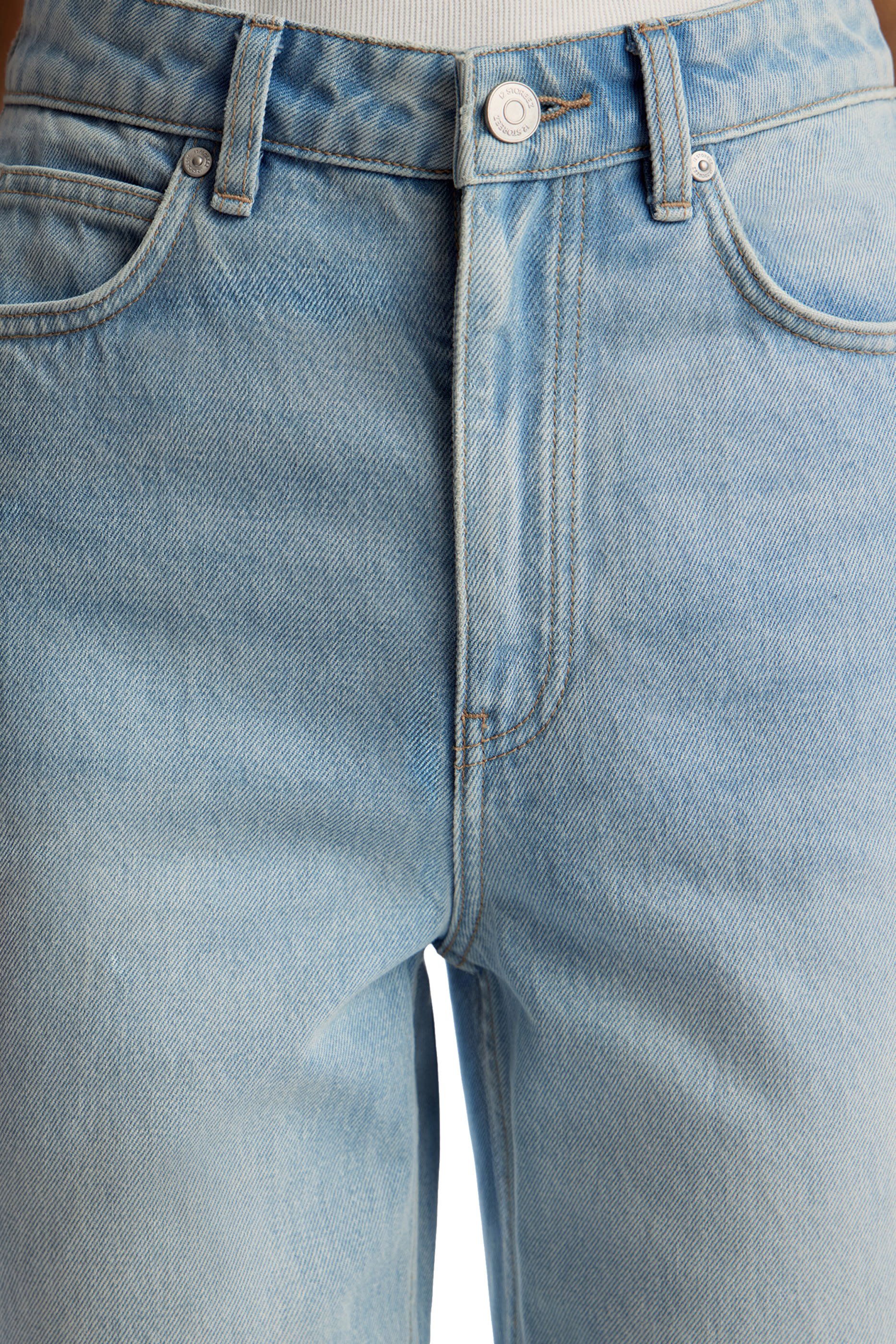 بنطال جينز 211 بقصة موم