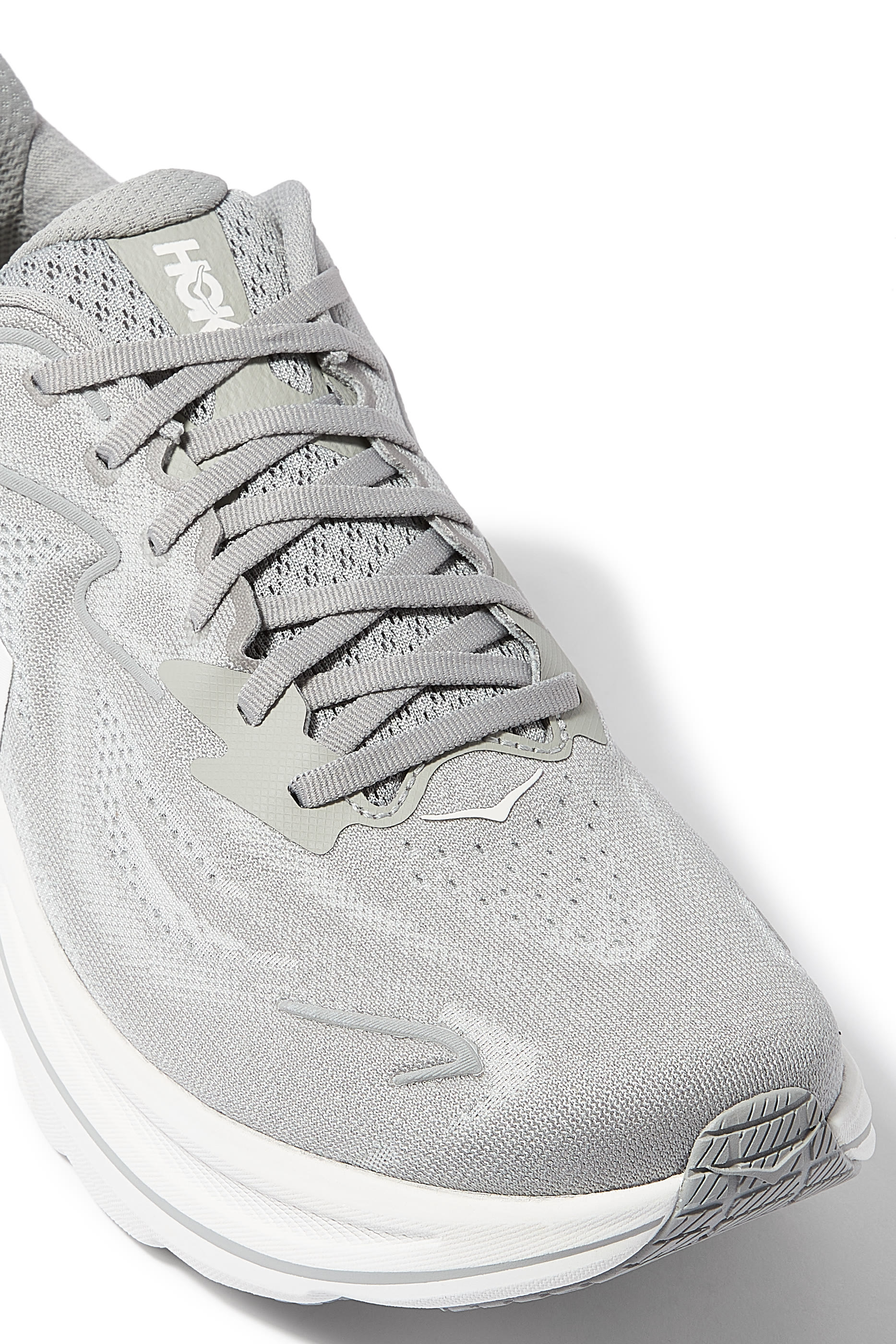 سنيكرز كليفتون 10