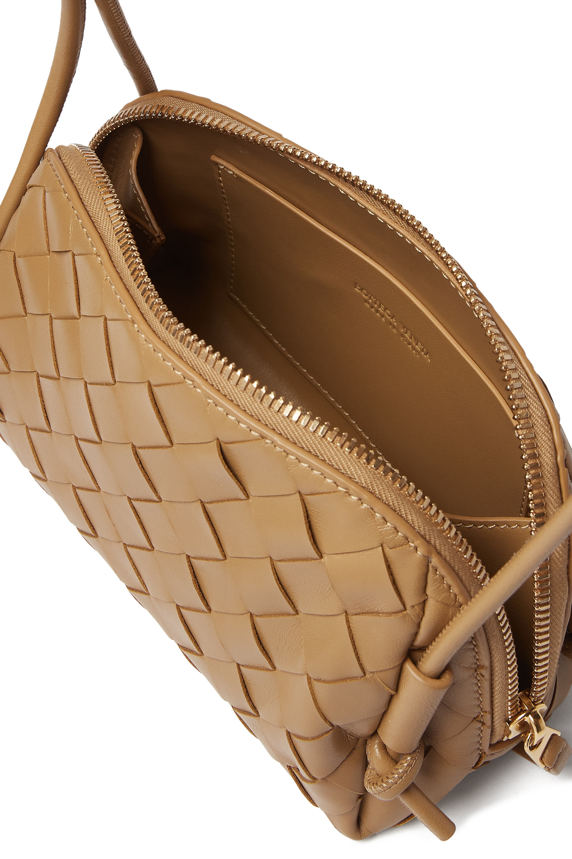 حقيبة كونسرت جلد مجدول