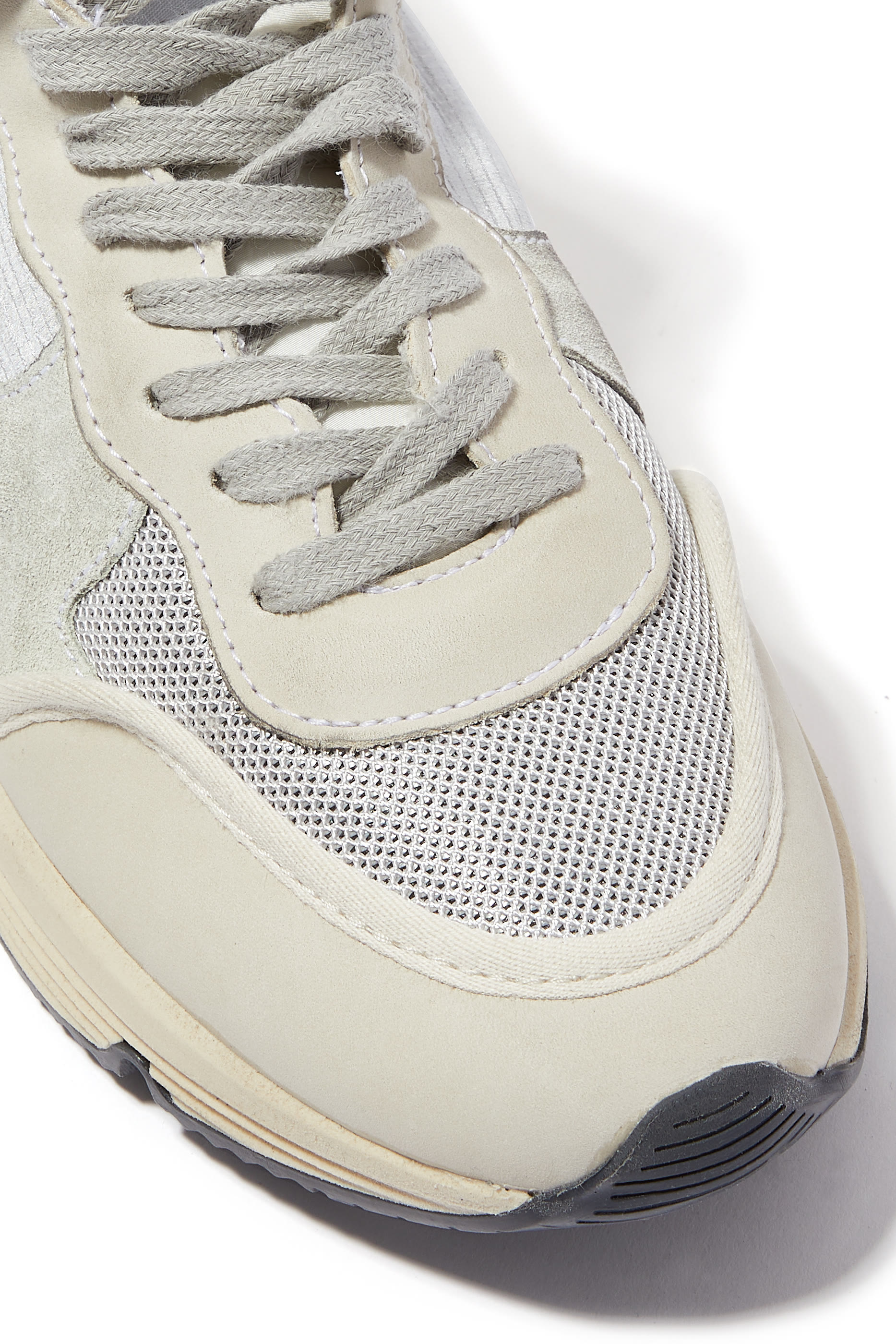 سنيكرز بطبعات كوكو جلد