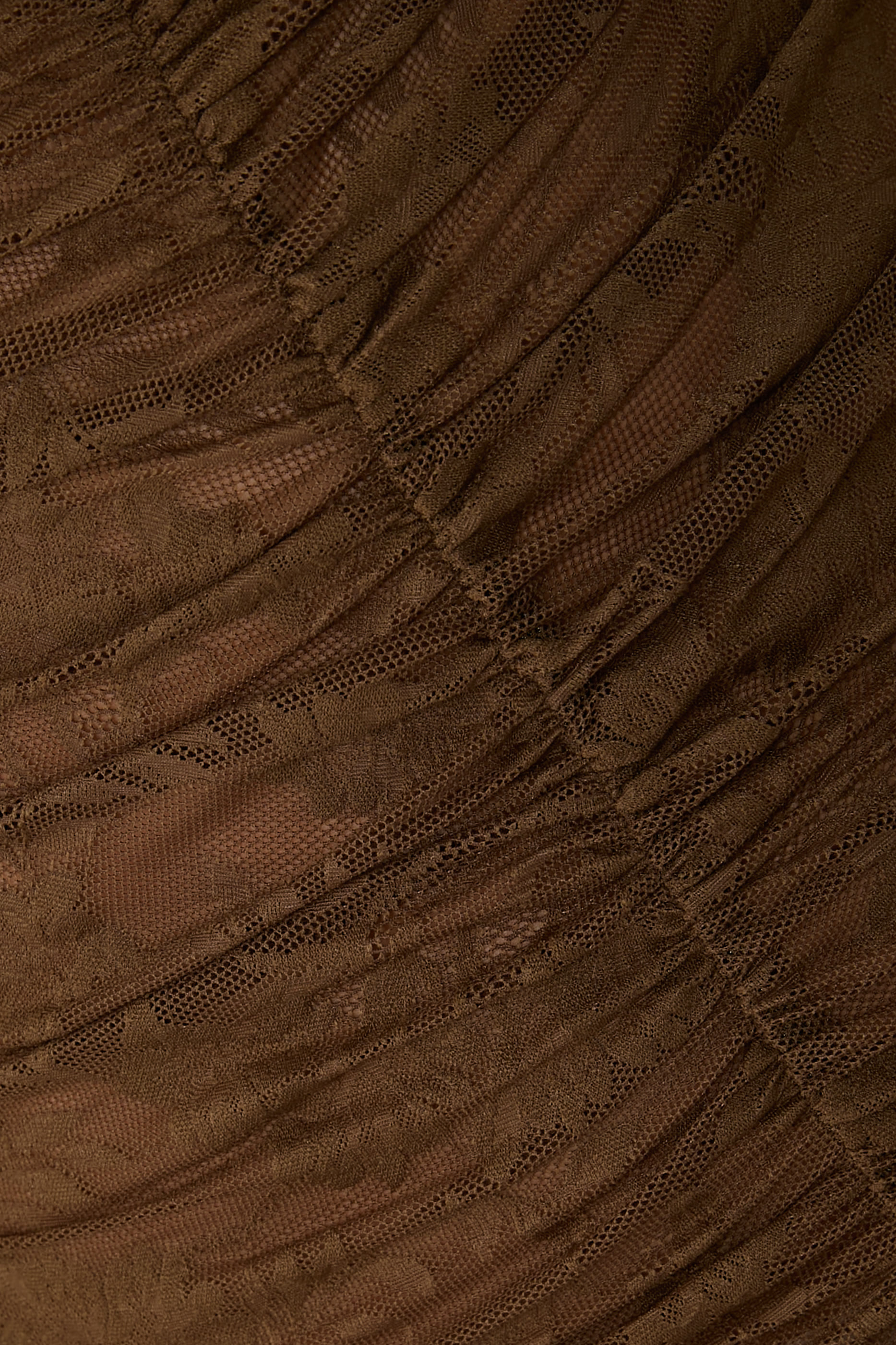  فستان سهرة بياقة على شكل حرف V، تفاصيل مزمومة في الأمام، وقصة ذيل السمكة