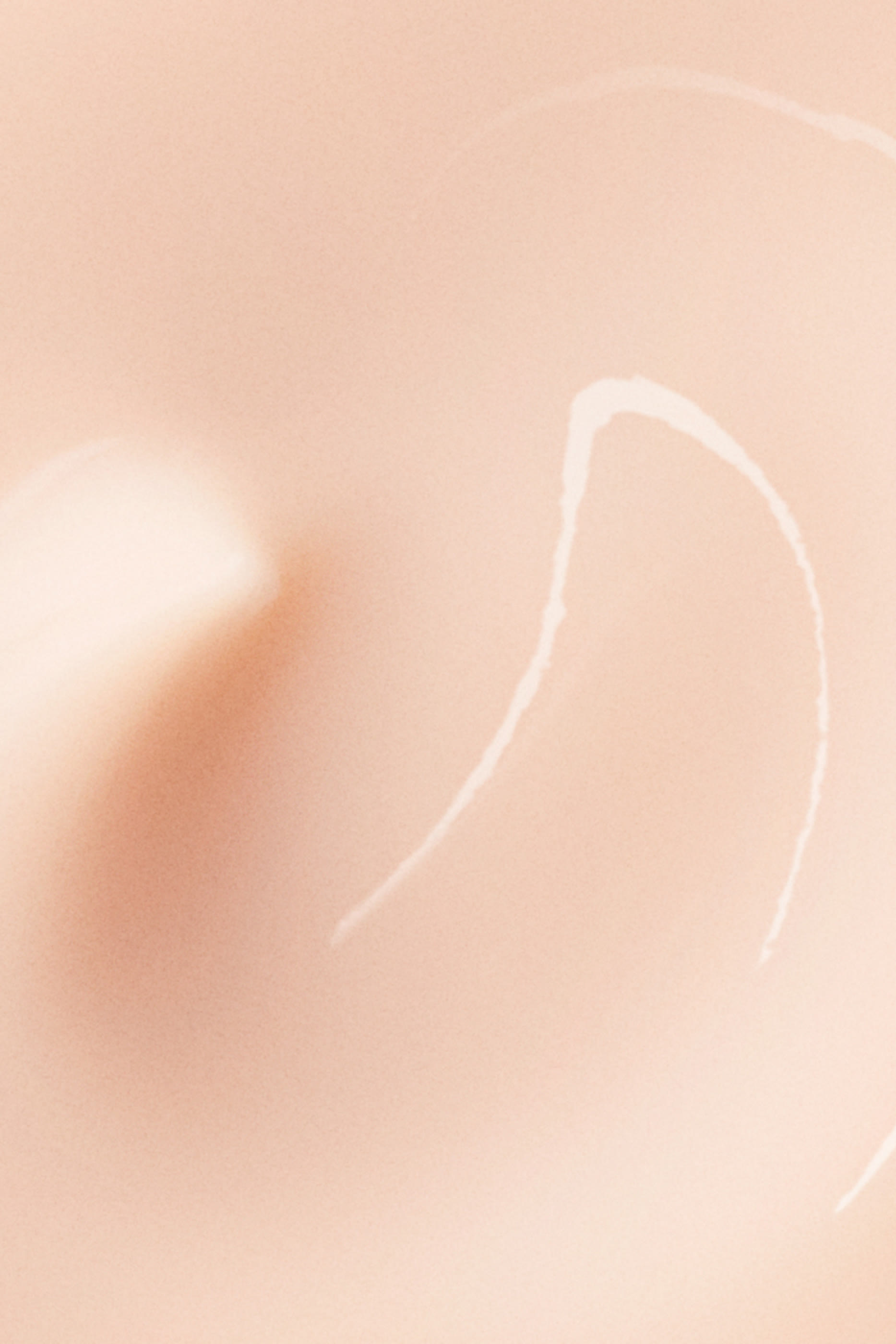 كريم أساس تينت آيدول ألترا وير كير اند جلو