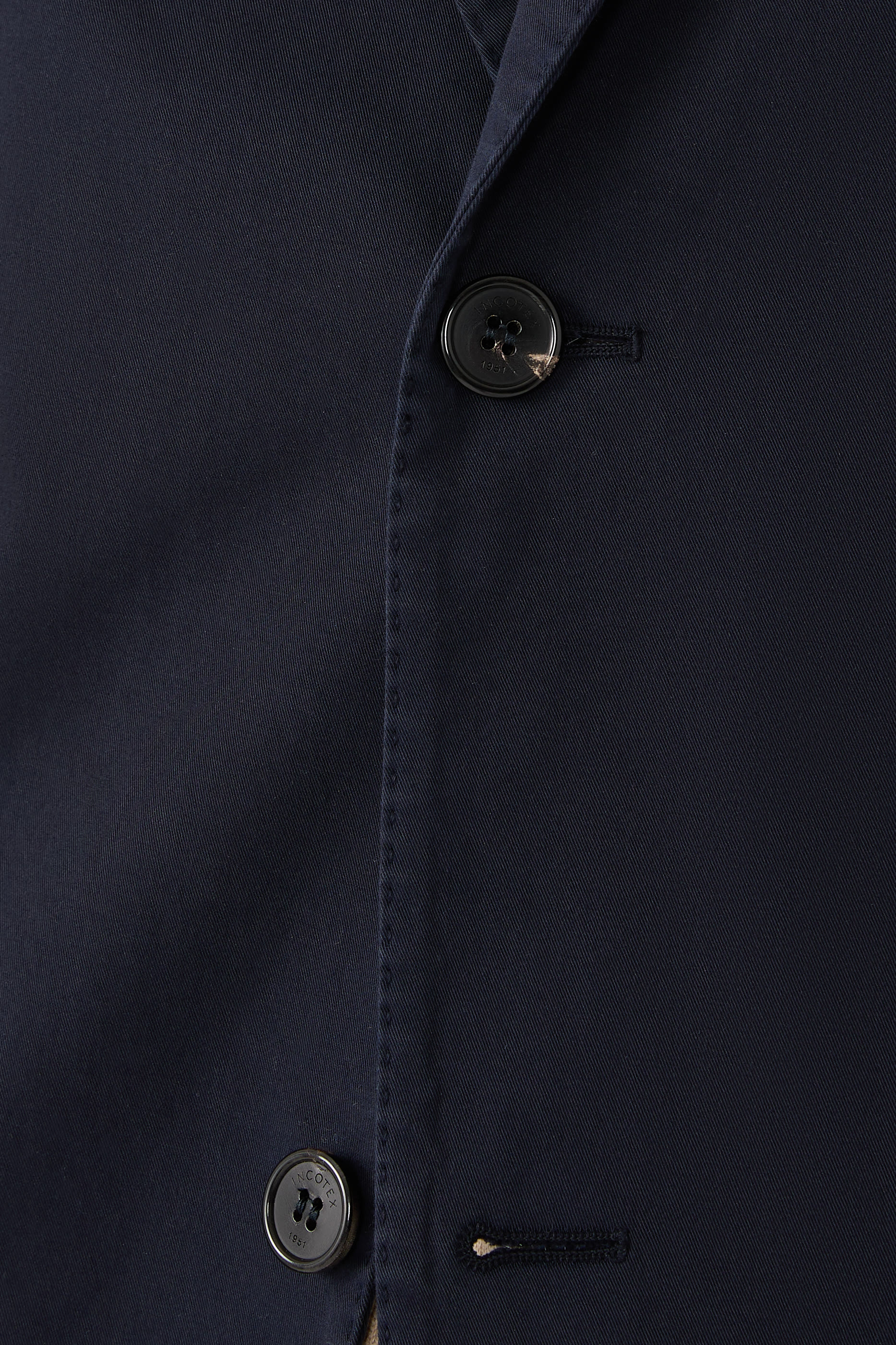 جاكيت بقصة ضيقة ايس كوتن