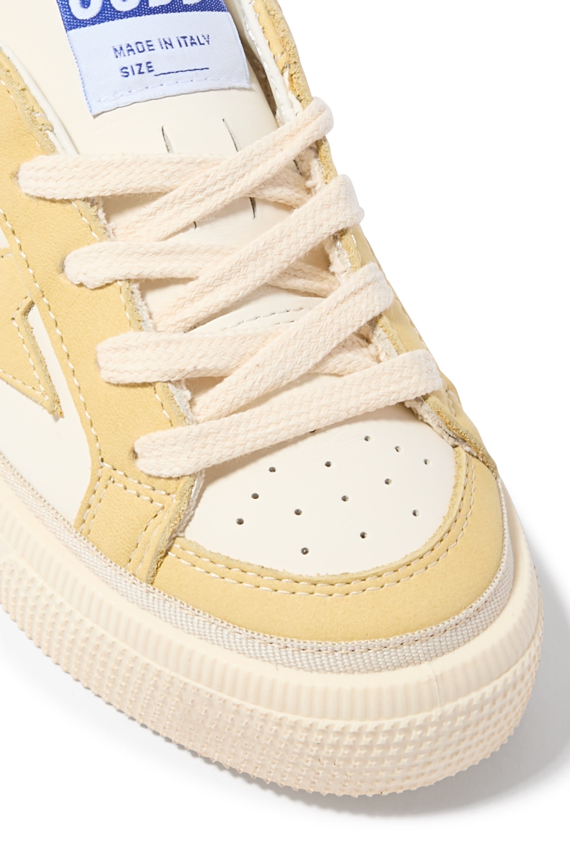 سنيكرز ماي جلد للأطفال