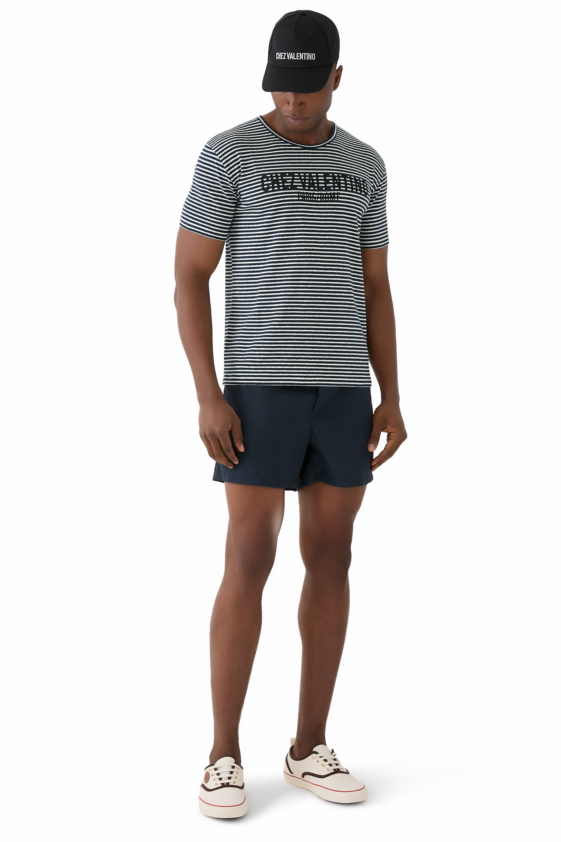 تيشيرت بطبعة شي فالنتينو