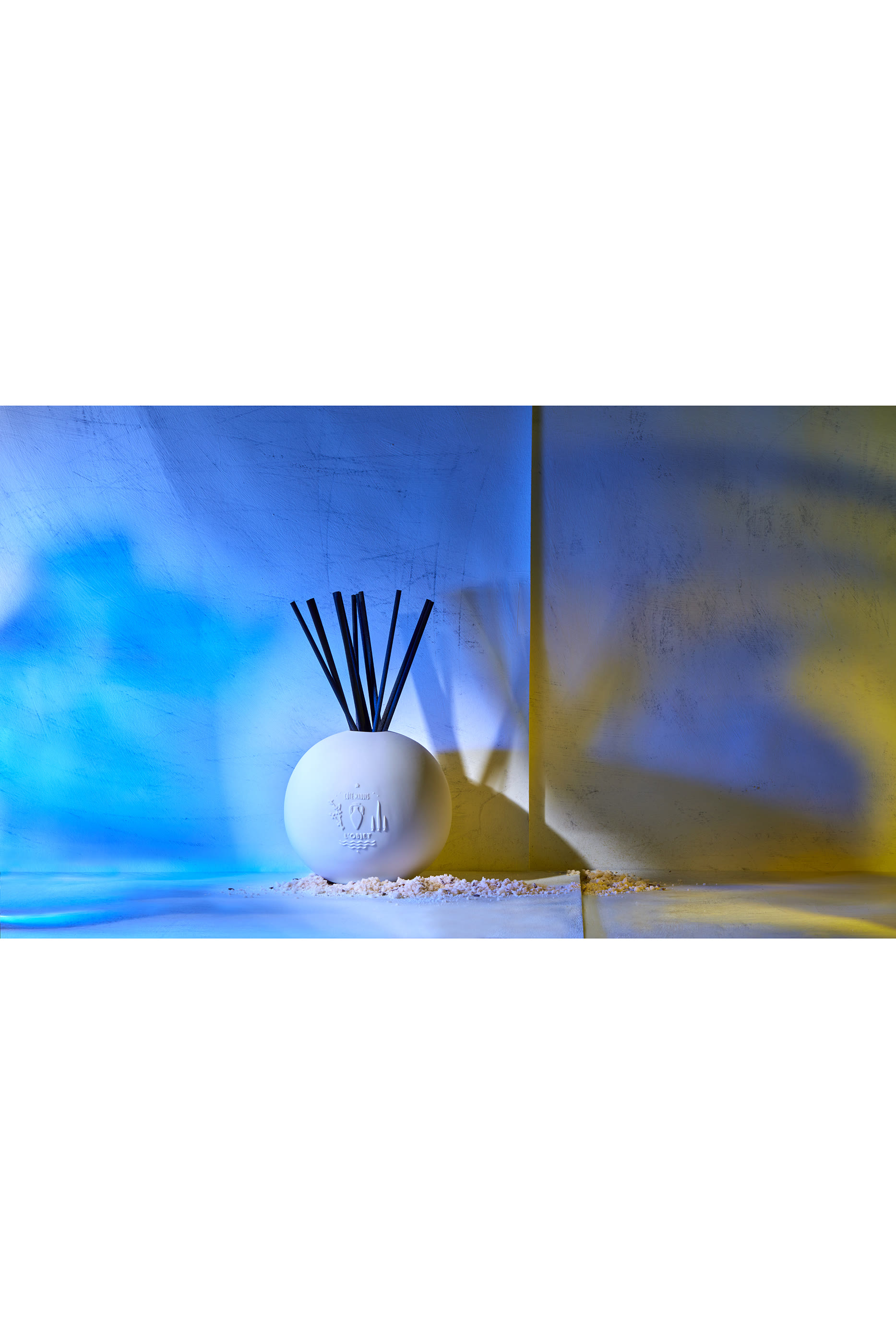 مجموعة موزع عطور كوتي ماكيس بورسلين