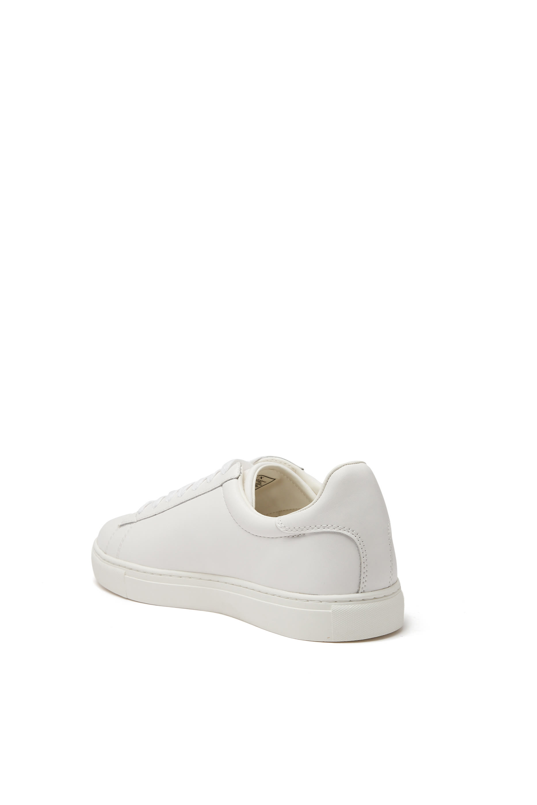 سنيكرز برقبة منخفضة بشعار الماركة مطرز