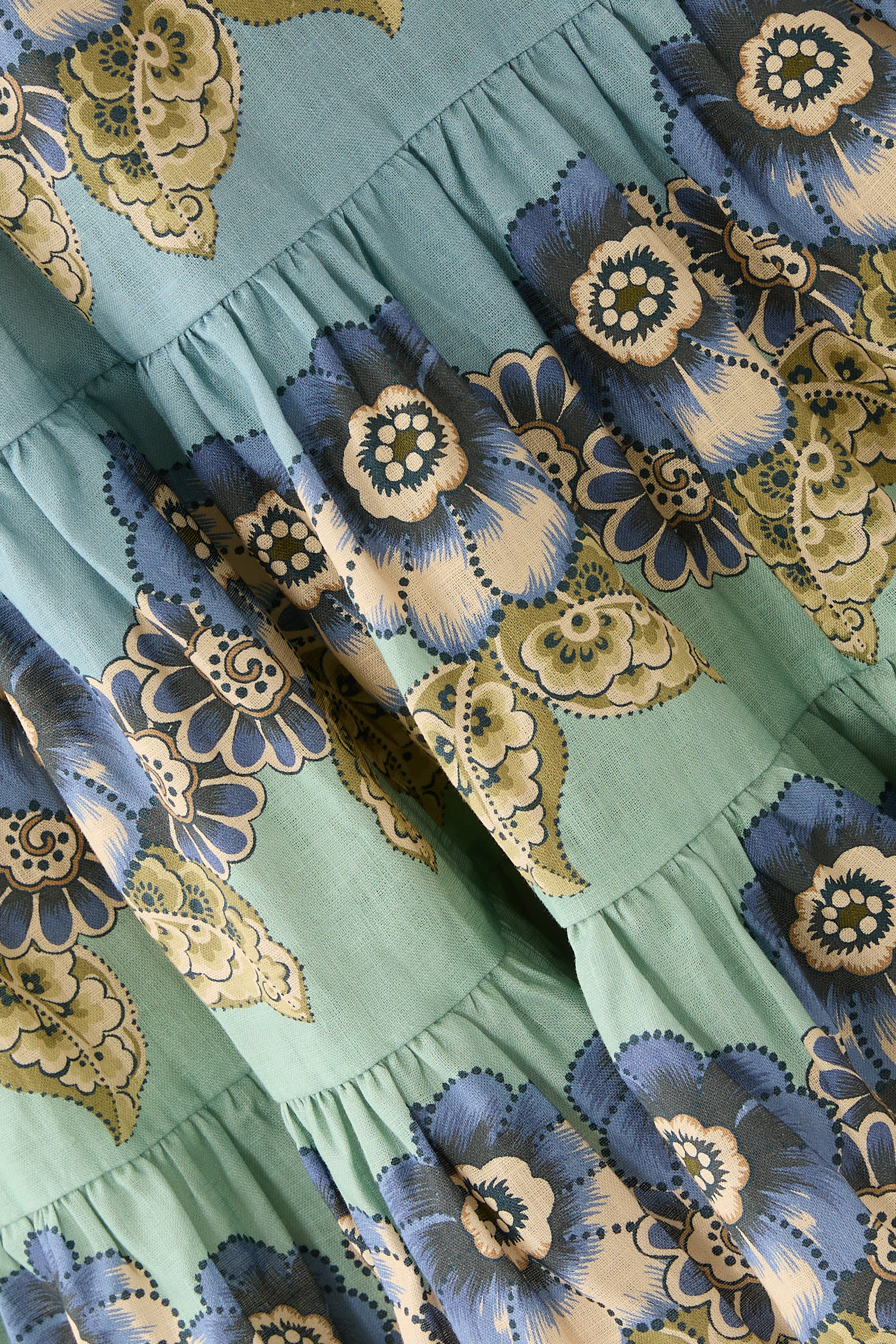 فستان مادالينا قصير بفتحات