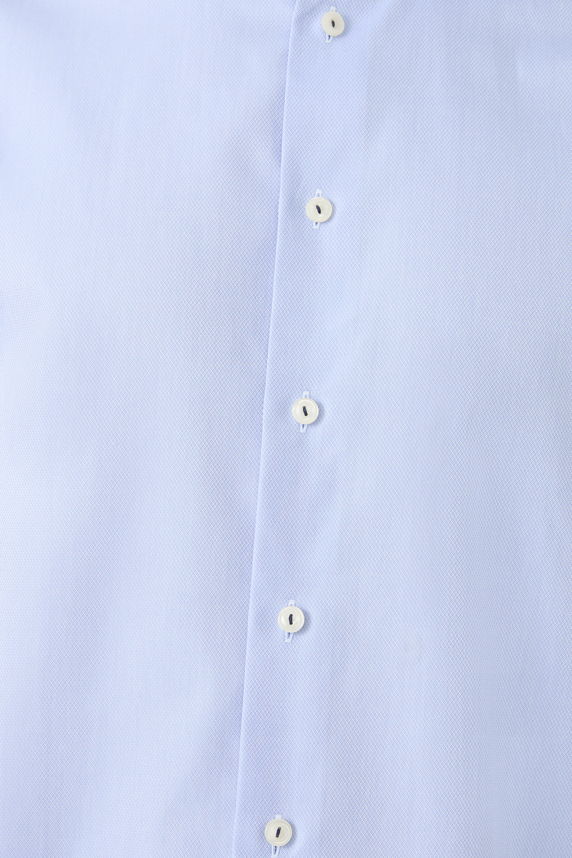 قميص شبه سادة دوبي مميز للماركة