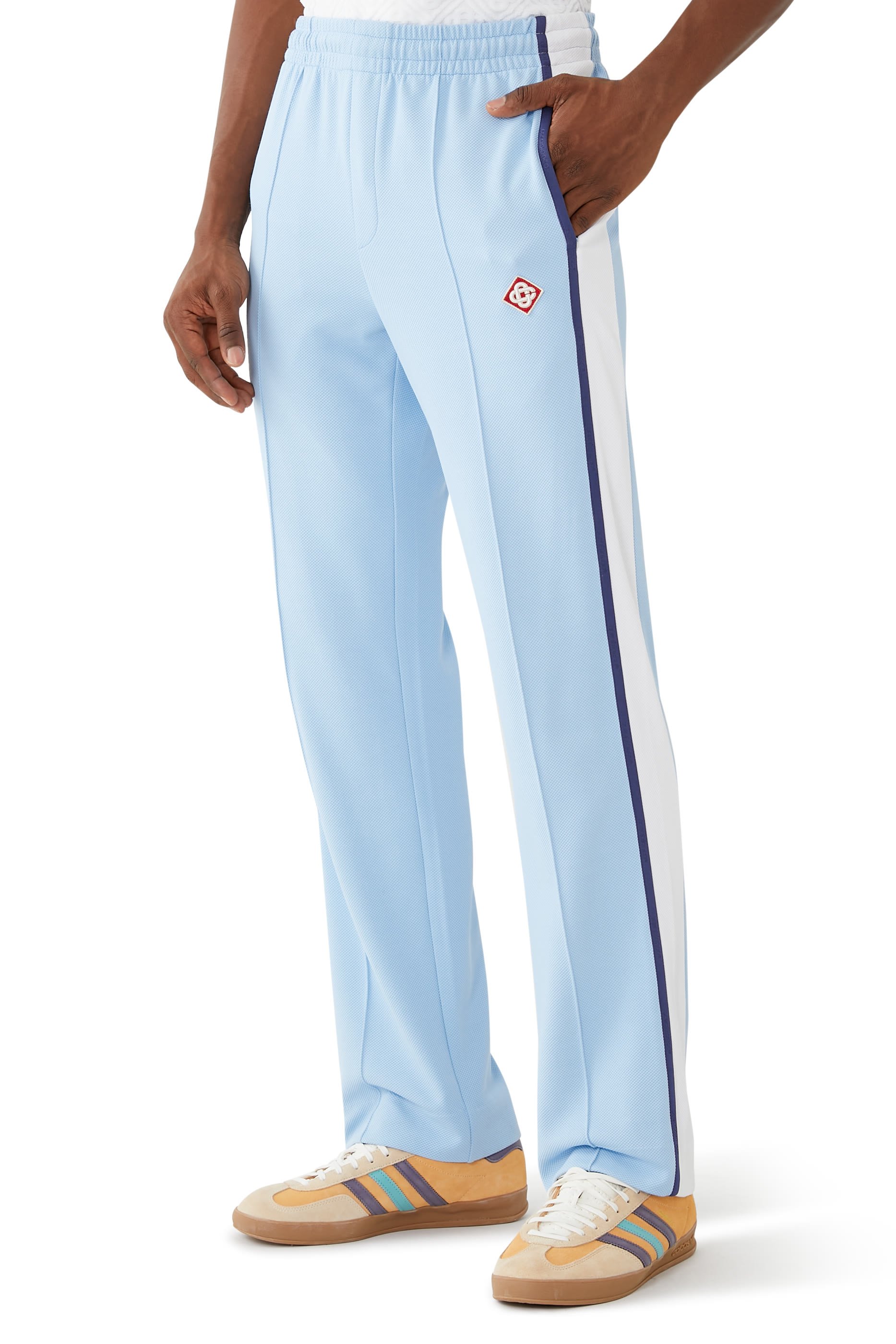 بنطال رياضي بشعار الماركة