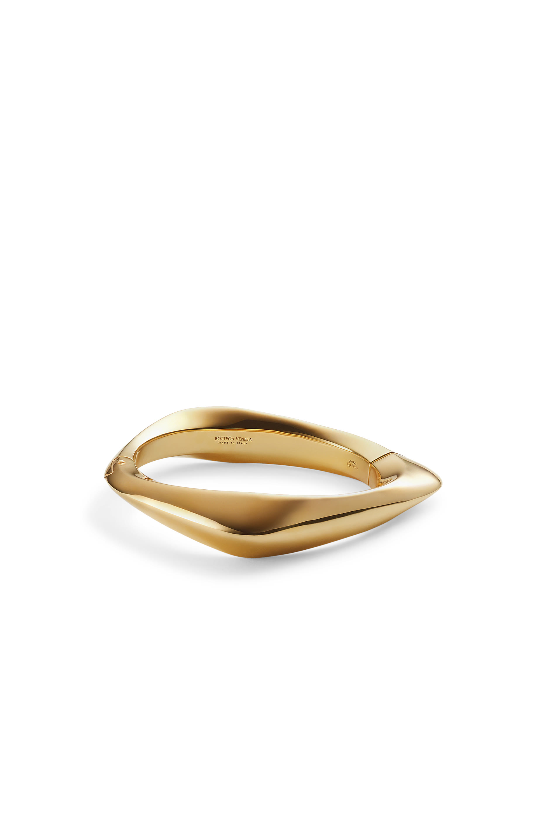 سوار فين مفتوح