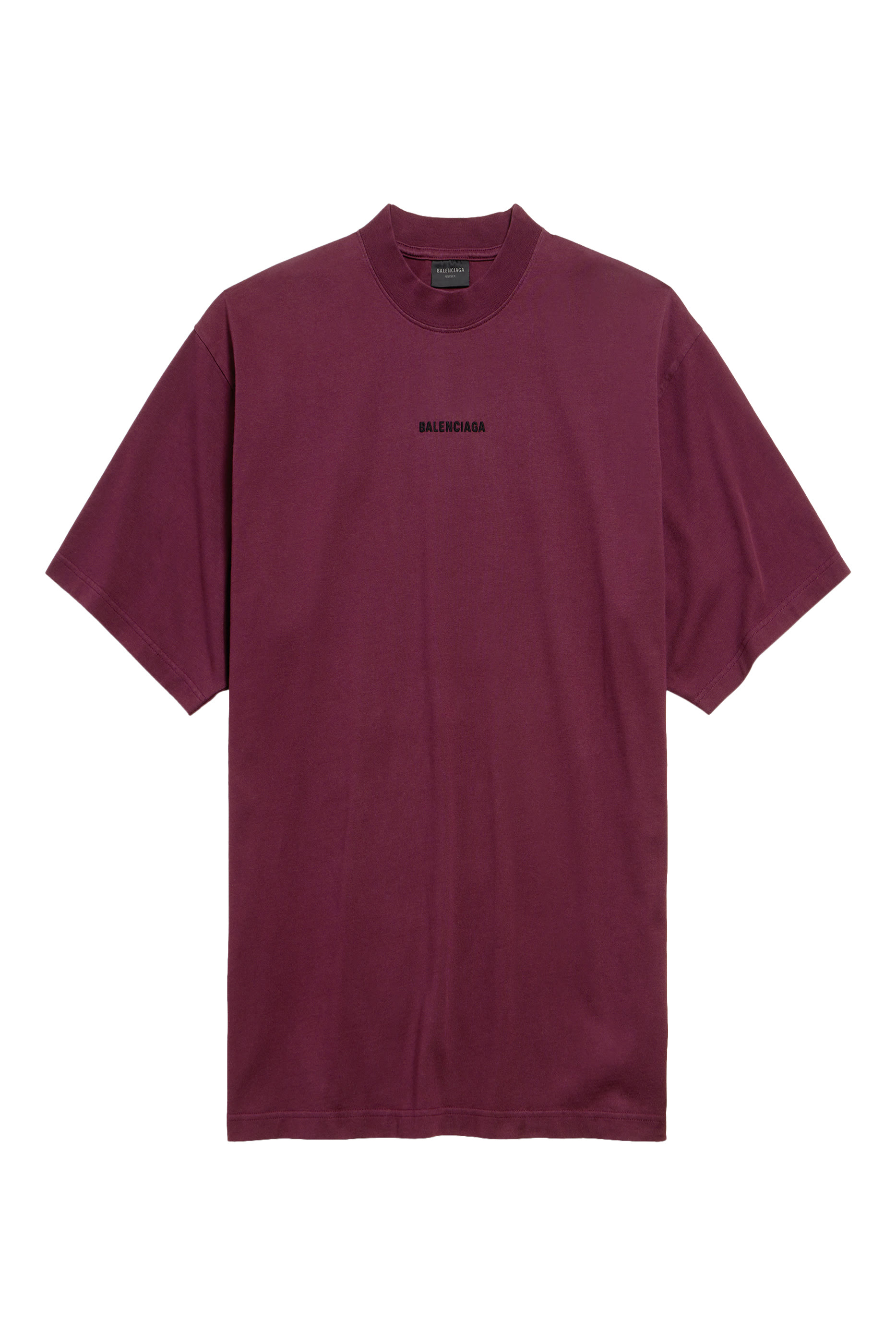 تيشيرت بقصة فضفاضة قليلا