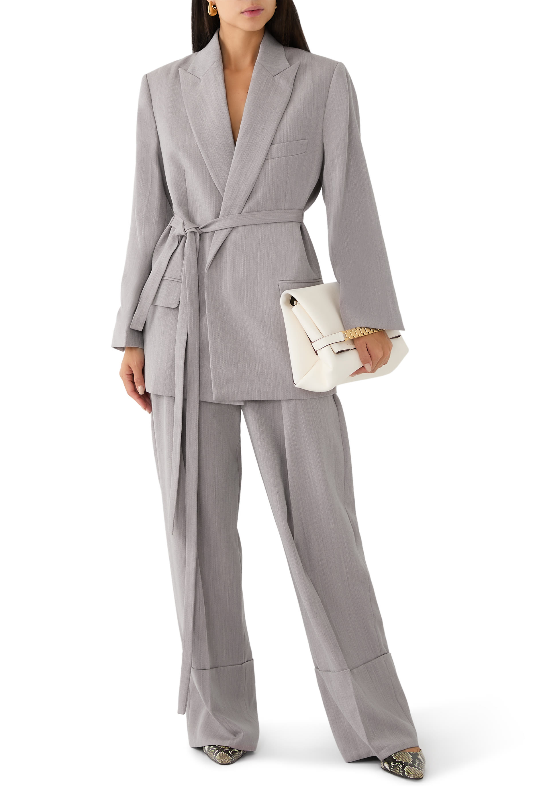 بنطال بأساور مطوية وقصة ساق واسعة