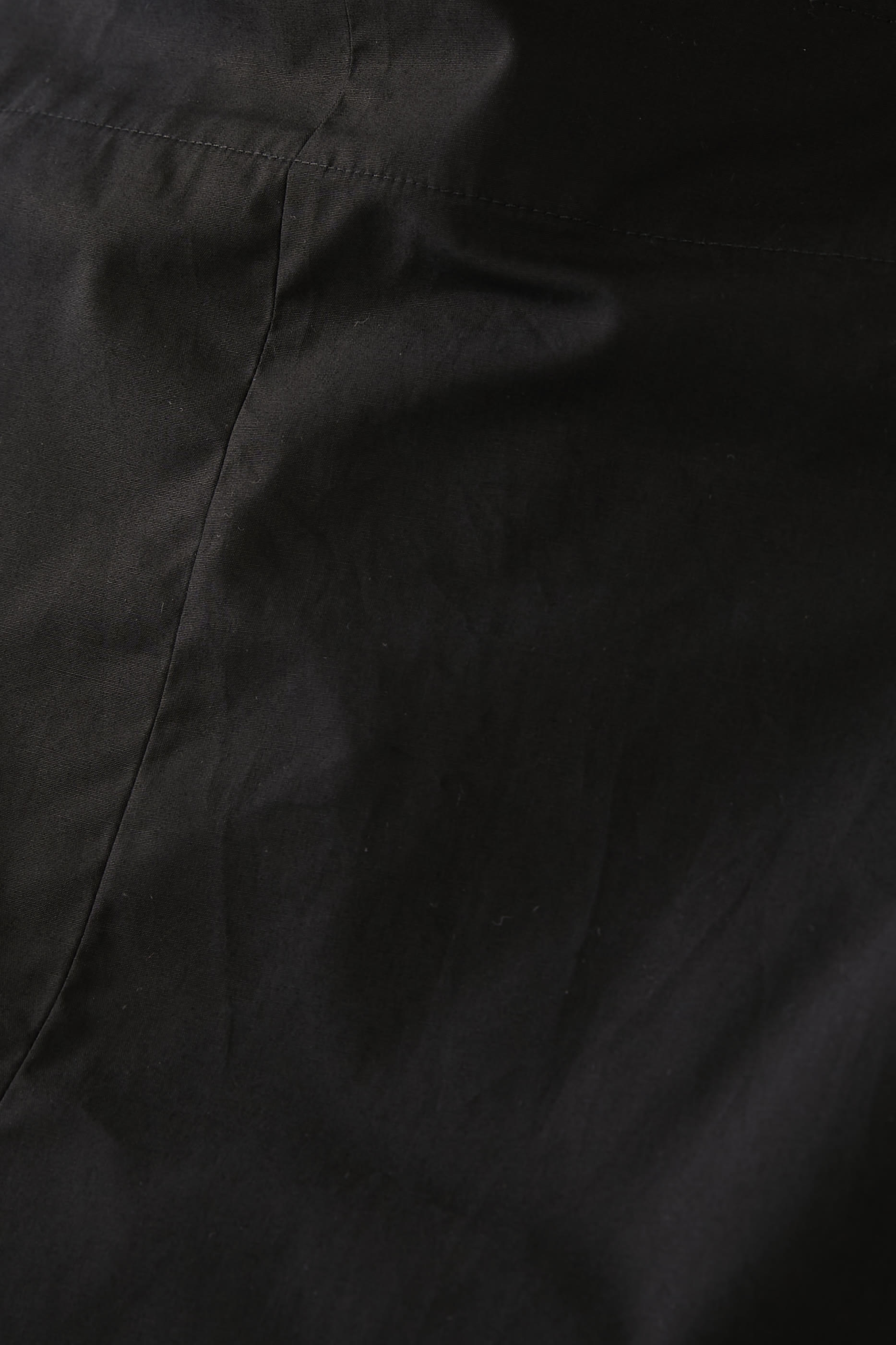 بلوزة بياقة بياقة دارت