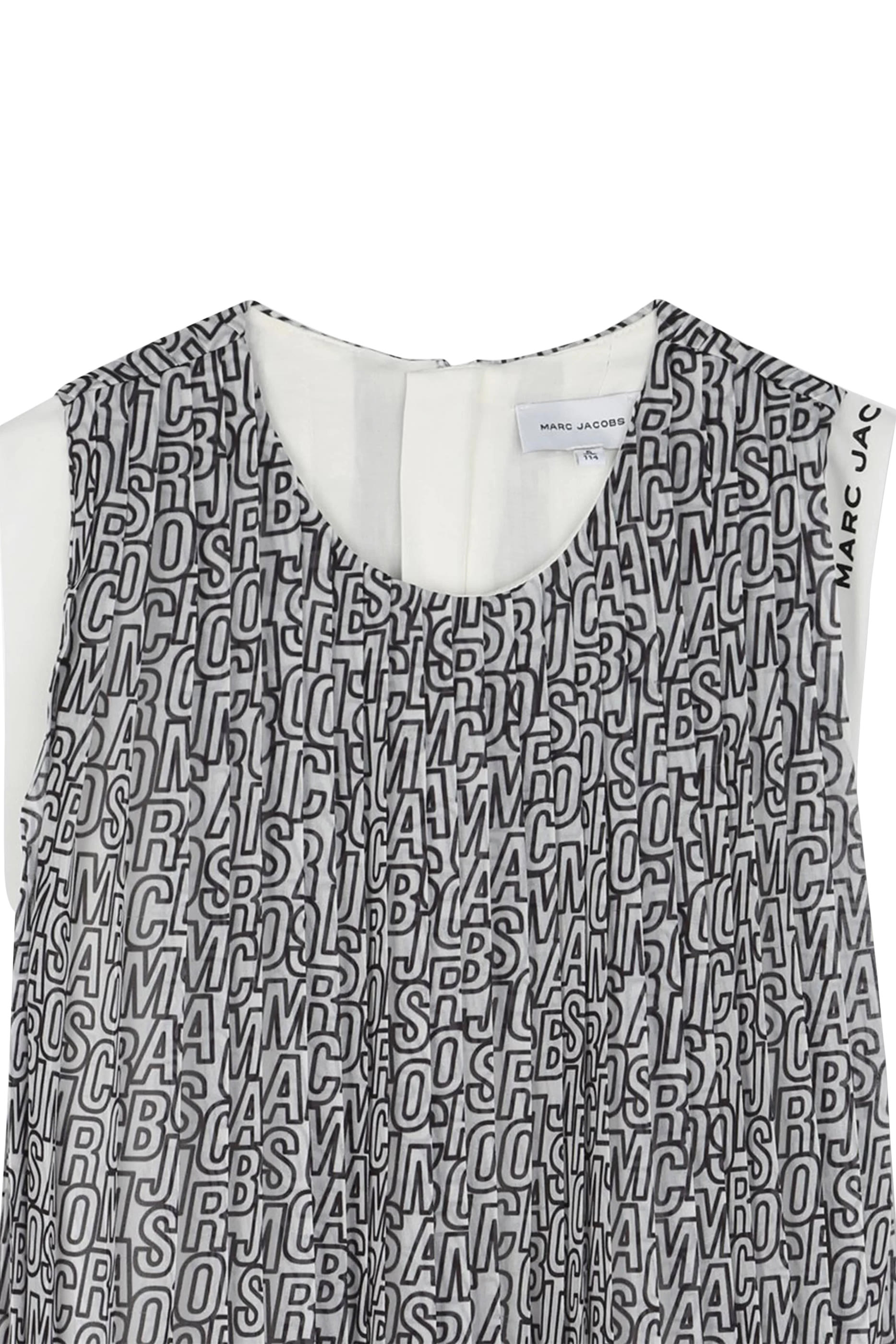 فستان بطيات للأطفال