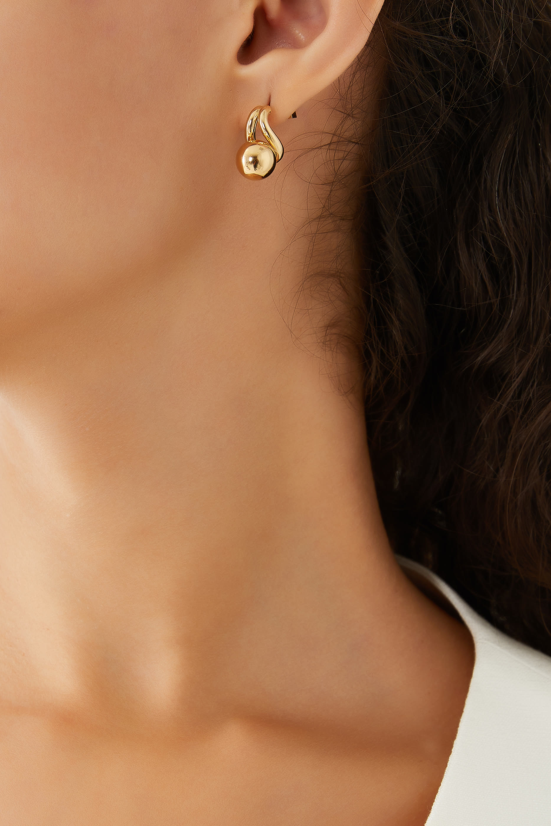 أقراط ليه بوس نودو