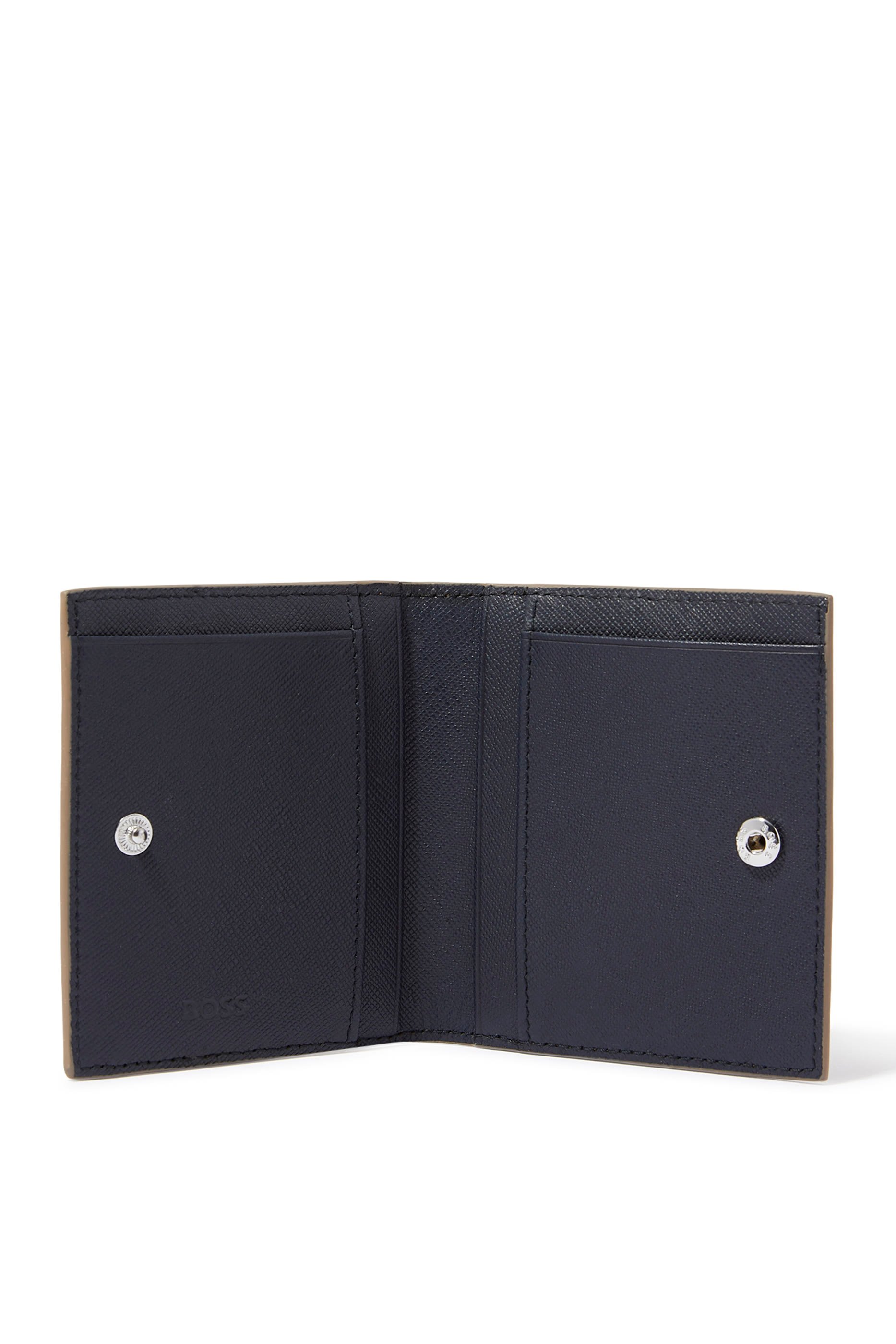 حافظة بطاقات بتصميم مطوي