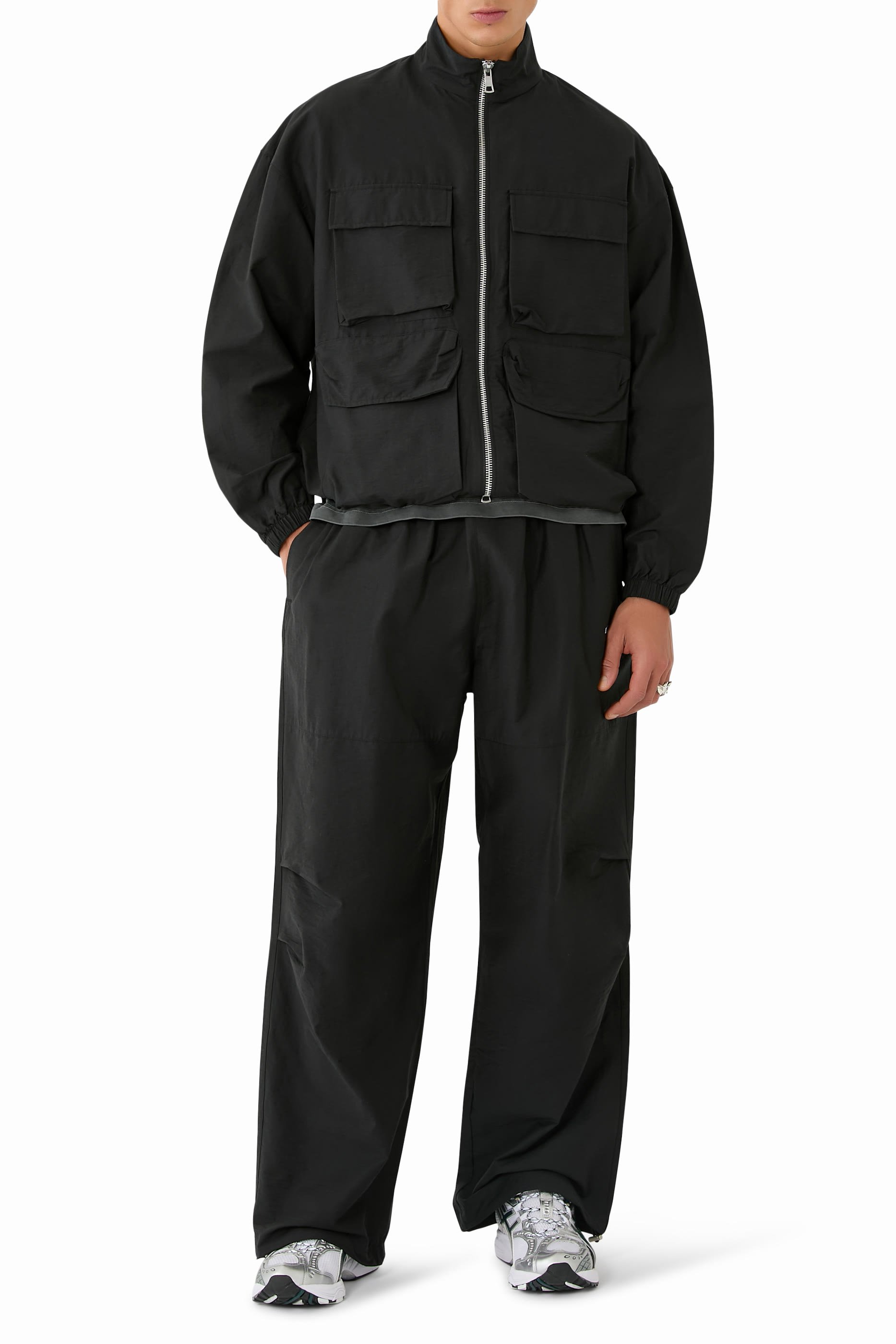 جاكيت رياضي بلون باهت نايلون وقطن