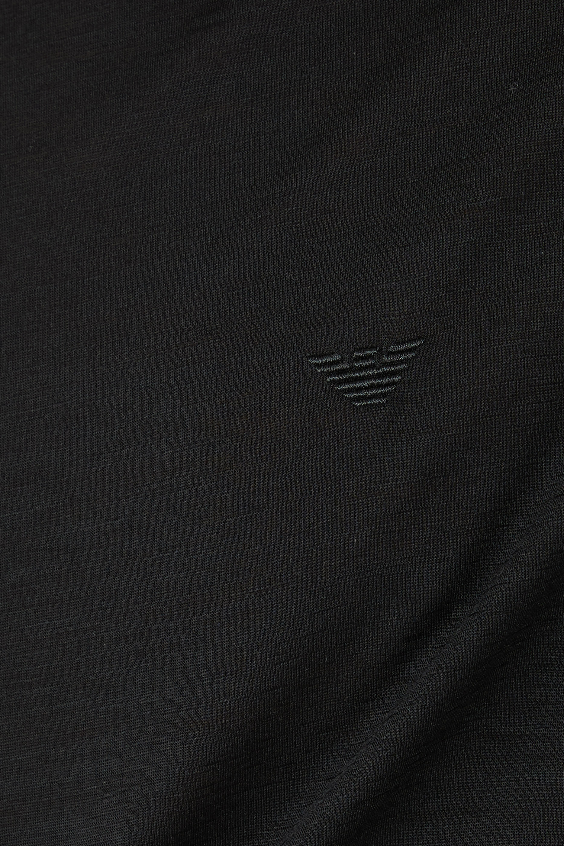 تيشيرت بشعار الماركة