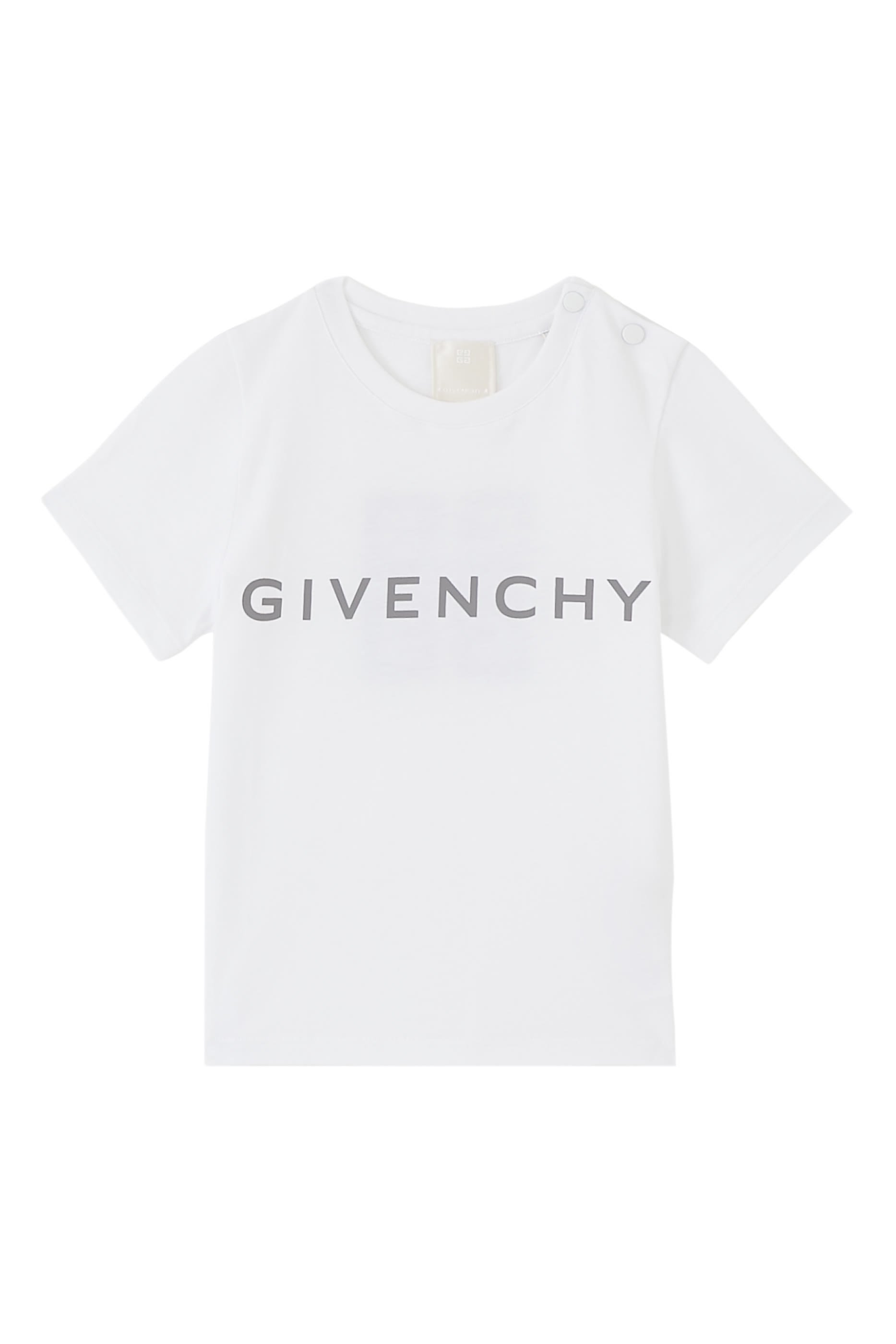 تيشيرت بشعار الماركة للأطفال