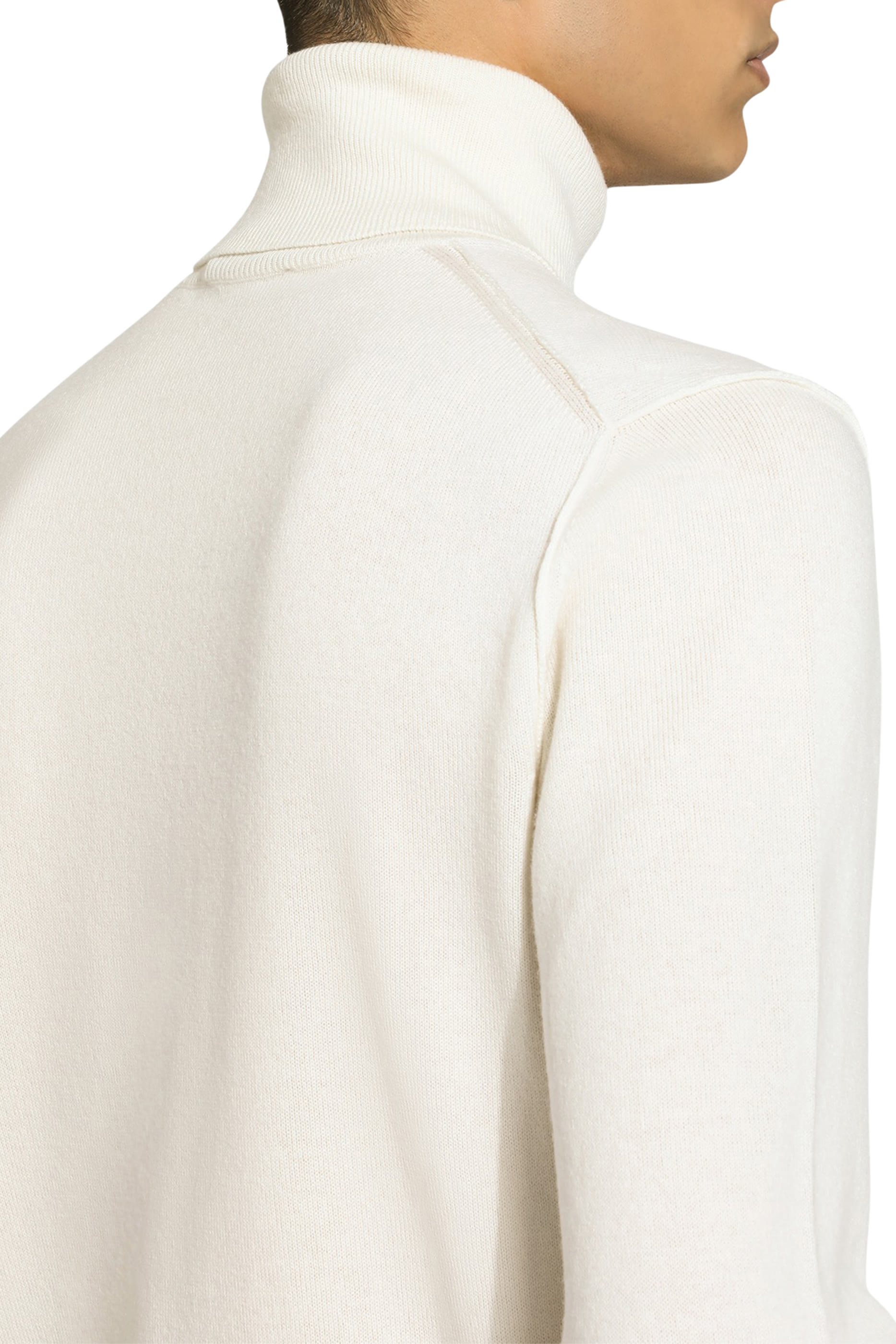 سترة بياقة عالية صوف