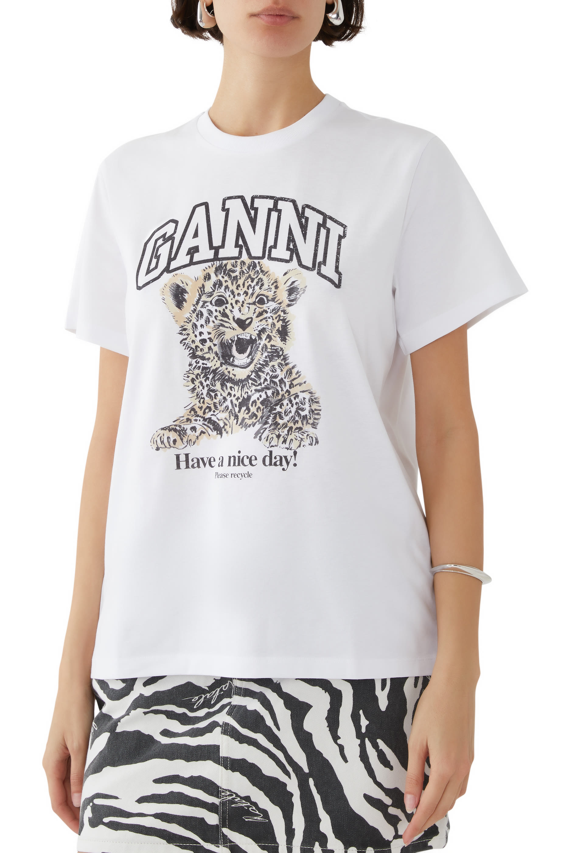 تيشيرت بطبعة فهد جيرسيه