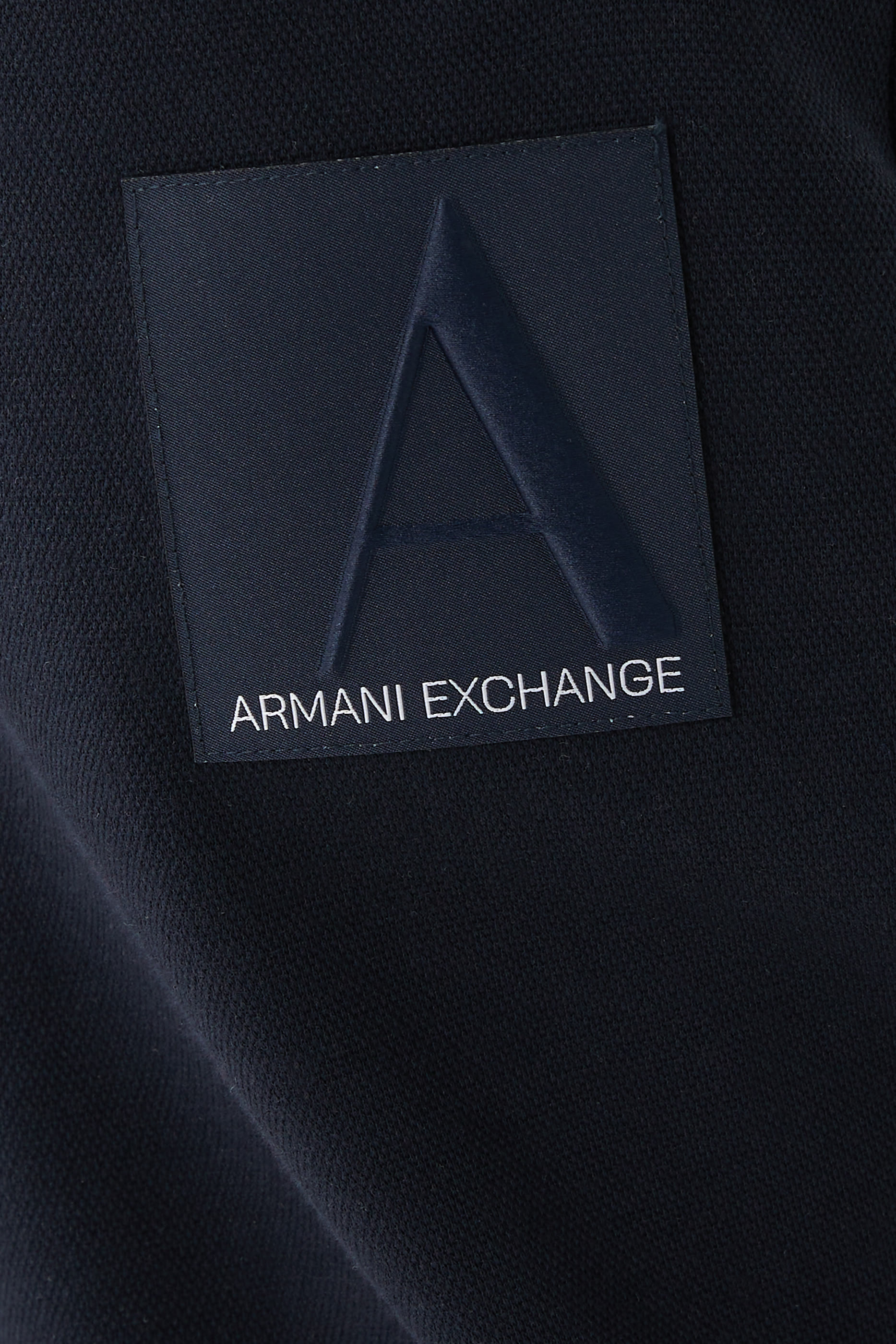 بنطال بتصميم حرف A