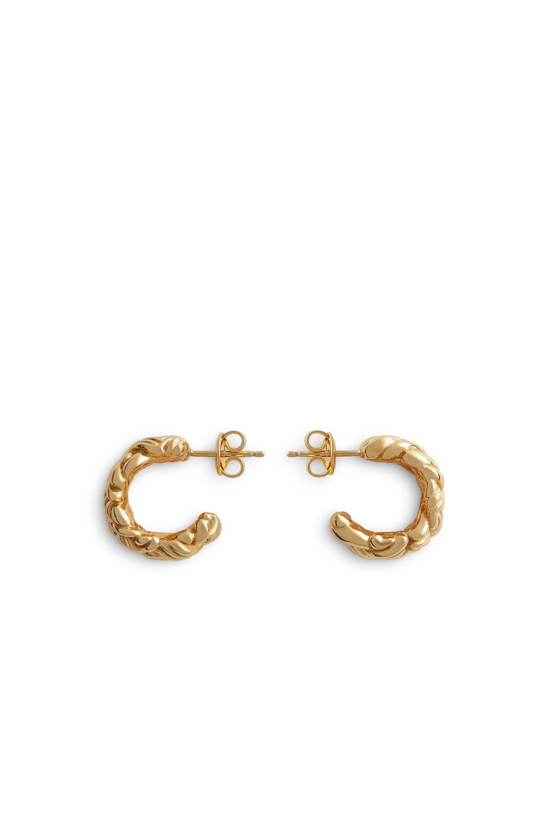 أقراط كبيرة بالتصميم المجدول