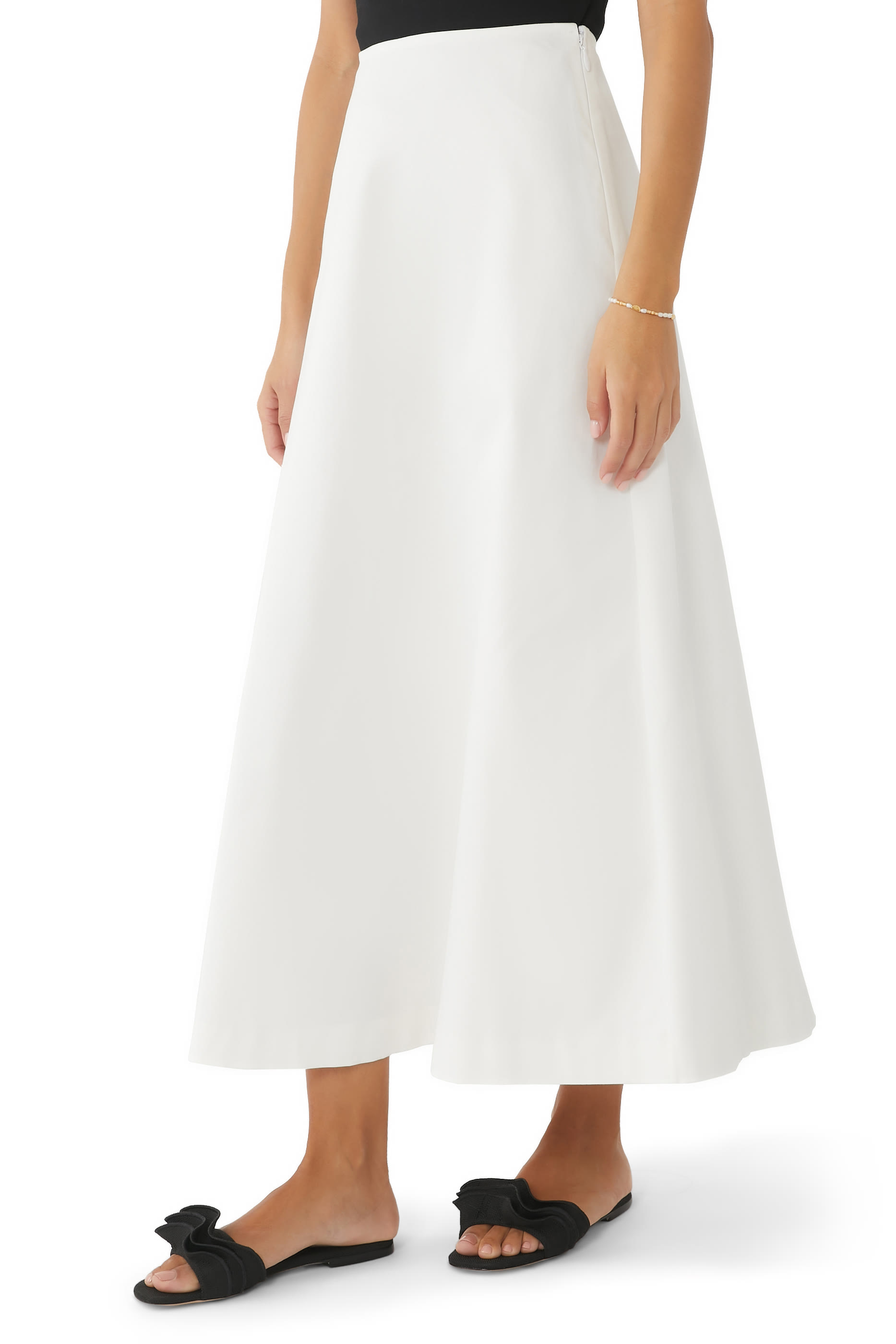 حذاء ايفي 11 مفتوح من الخلف بكشكش