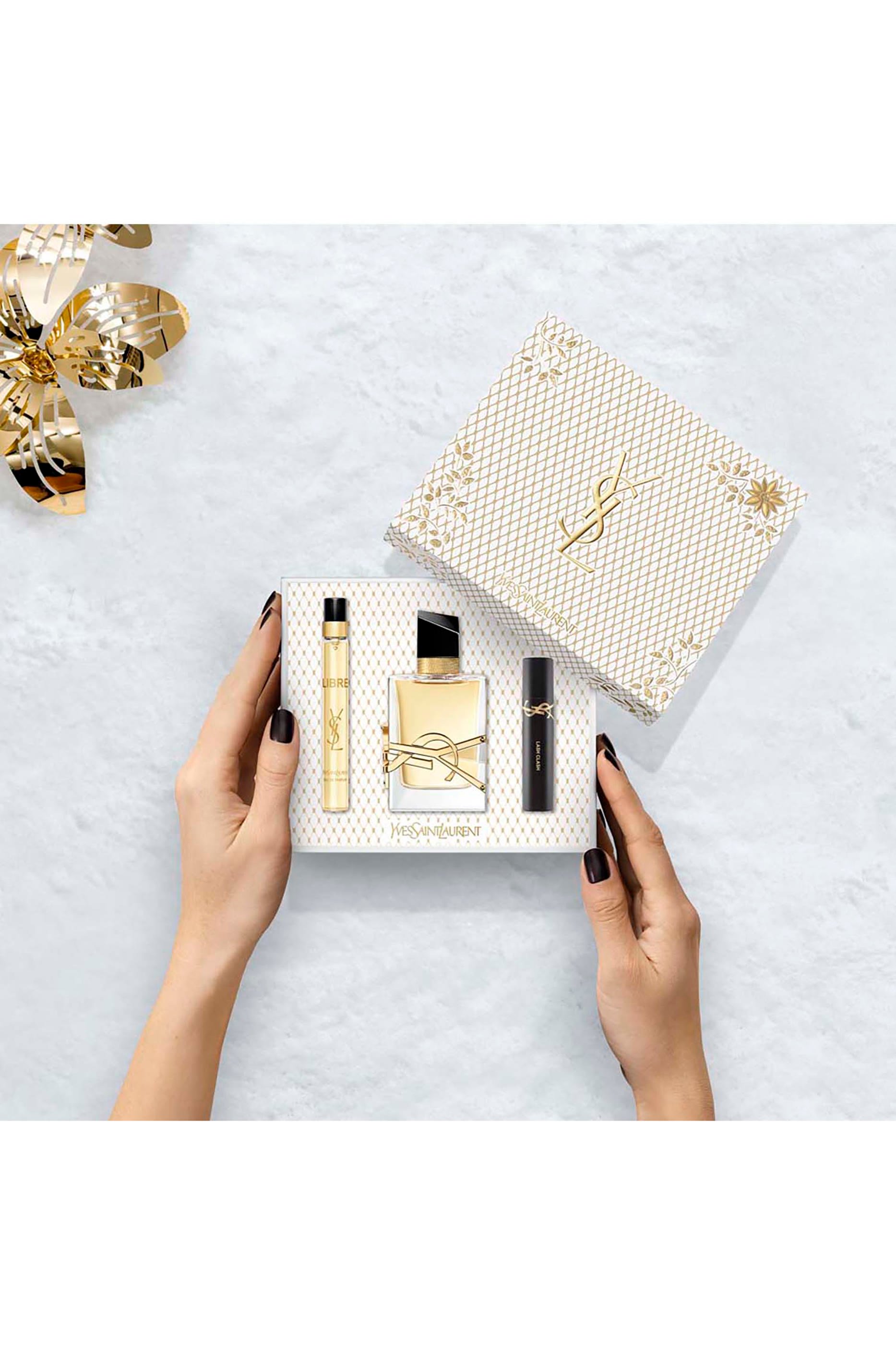 مجموعة أو دو بارفان ليبر