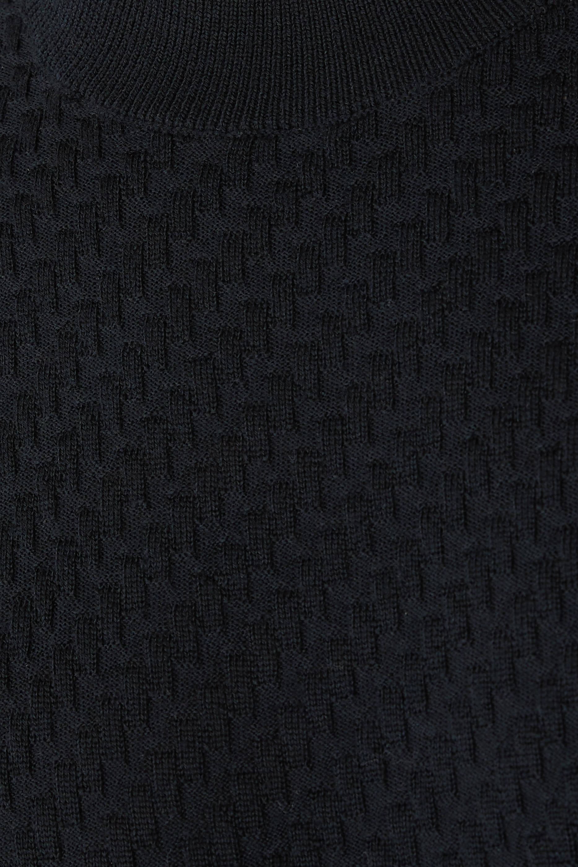 تيشيرت منسوج بأكمام قصيرة ونقشة هرينج بون